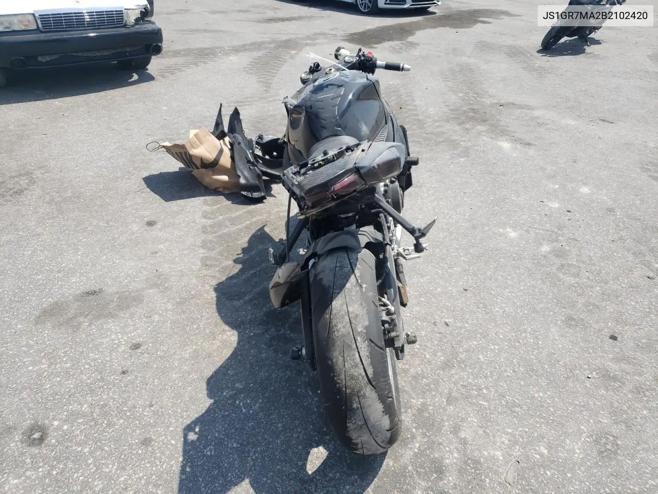 2011 Suzuki Gsx750 VIN: JS1GR7MA2B2102420 Lot: 57790105