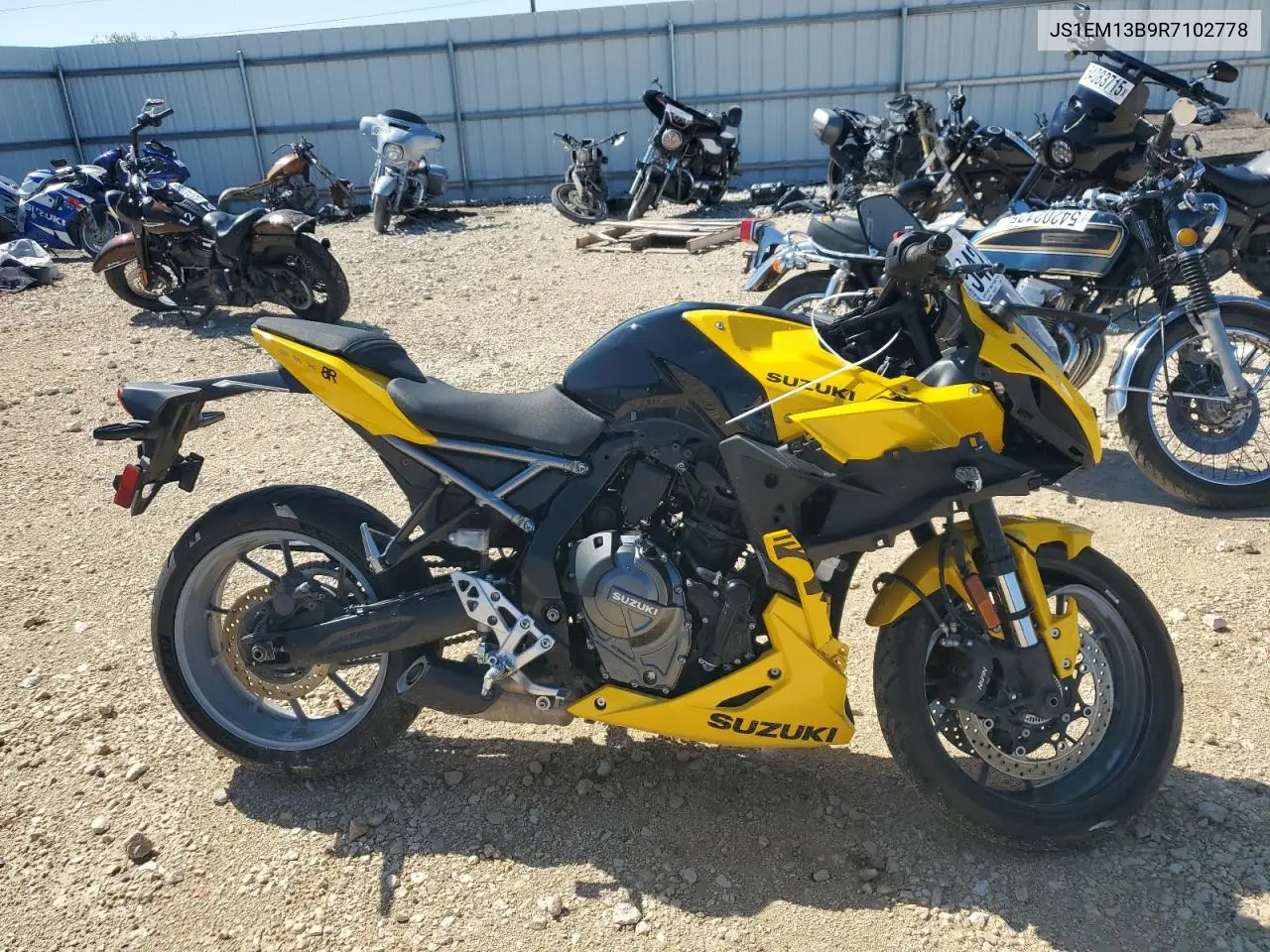 2024 Suzuki Gsx800 F VIN: JS1EM13B9R7102778 Lot: 54209765