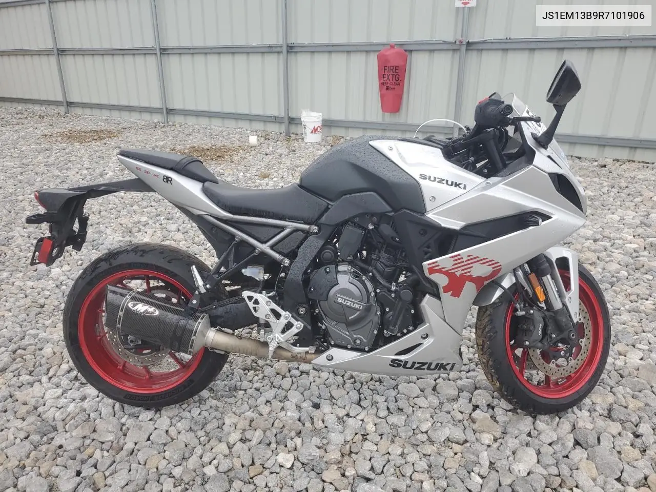 2024 Suzuki Gsx800 F VIN: JS1EM13B9R7101906 Lot: 59134785