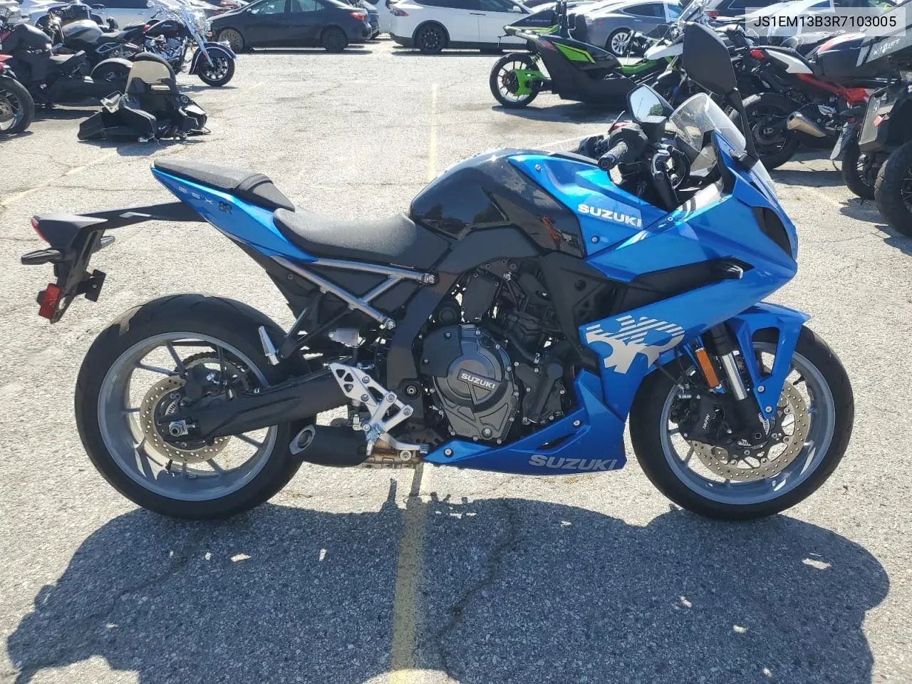 2024 Suzuki Gsx800 F VIN: JS1EM13B3R7103005 Lot: 60900285