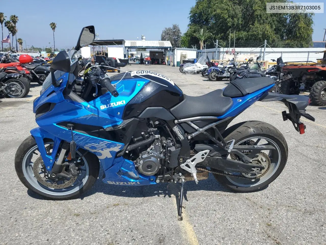 2024 Suzuki Gsx800 F VIN: JS1EM13B3R7103005 Lot: 60900285