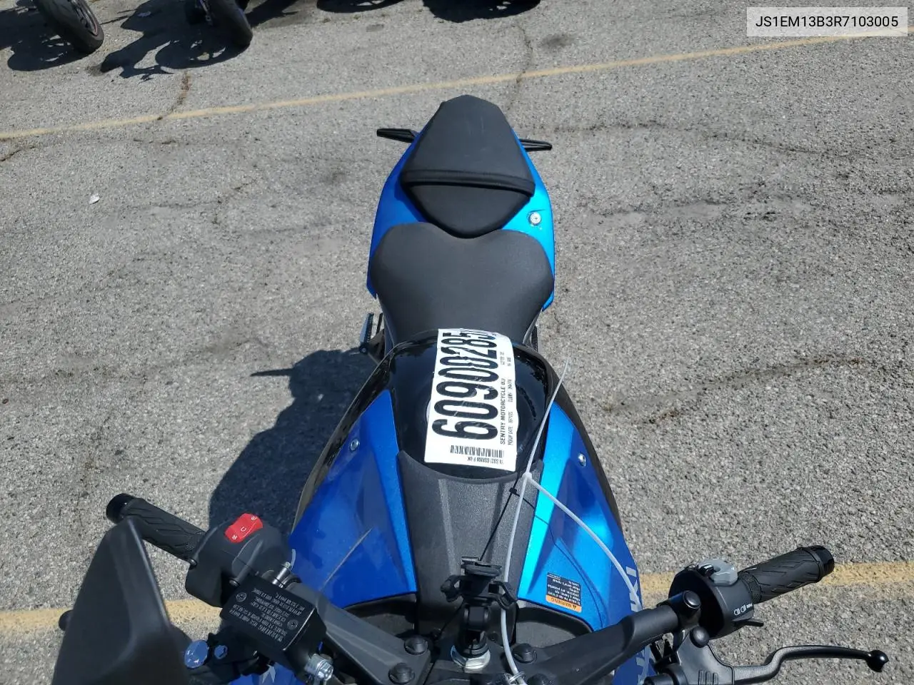 2024 Suzuki Gsx800 F VIN: JS1EM13B3R7103005 Lot: 60900285