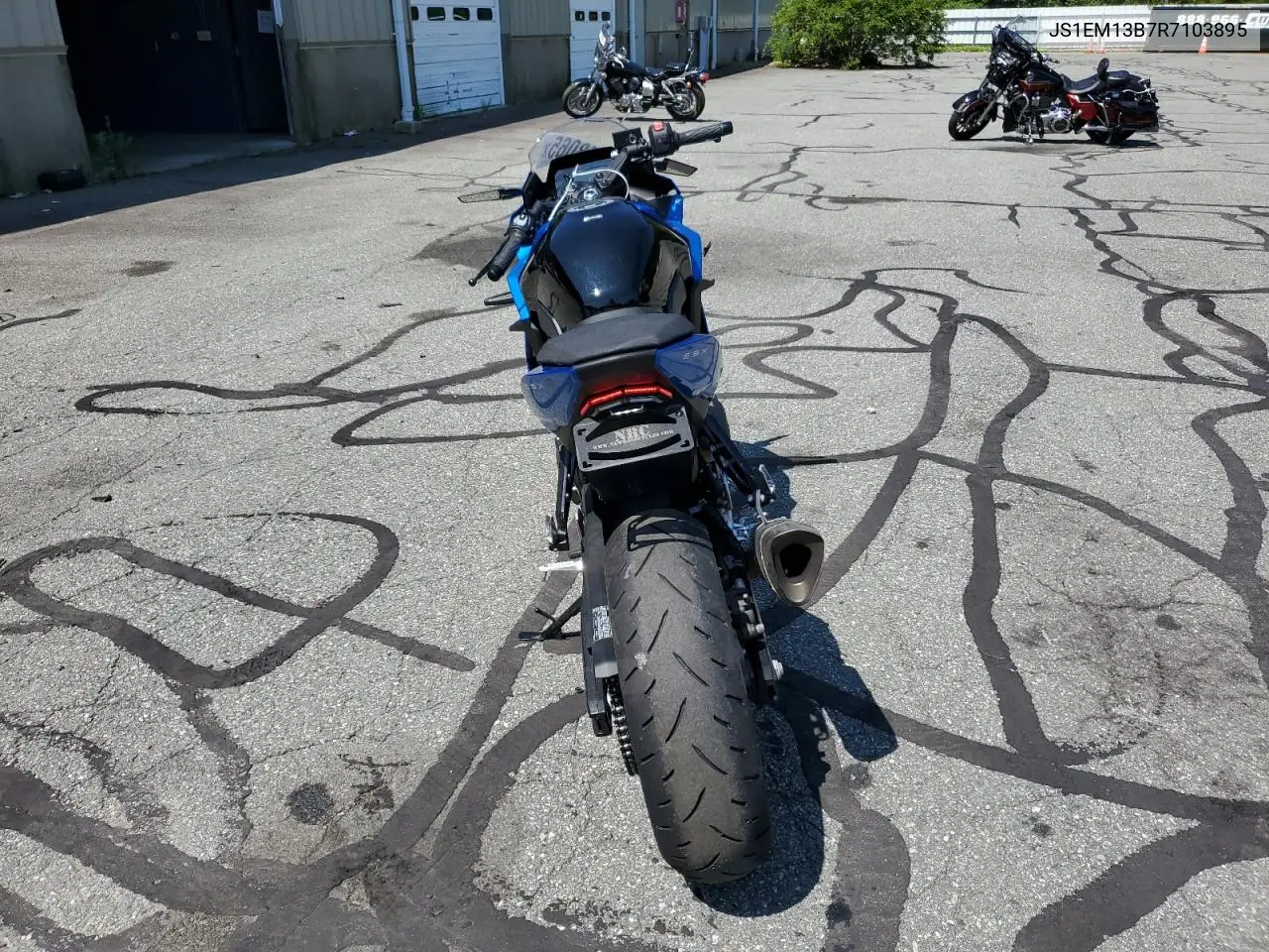 2024 Suzuki Gsx800 F VIN: JS1EM13B7R7103895 Lot: 61658065