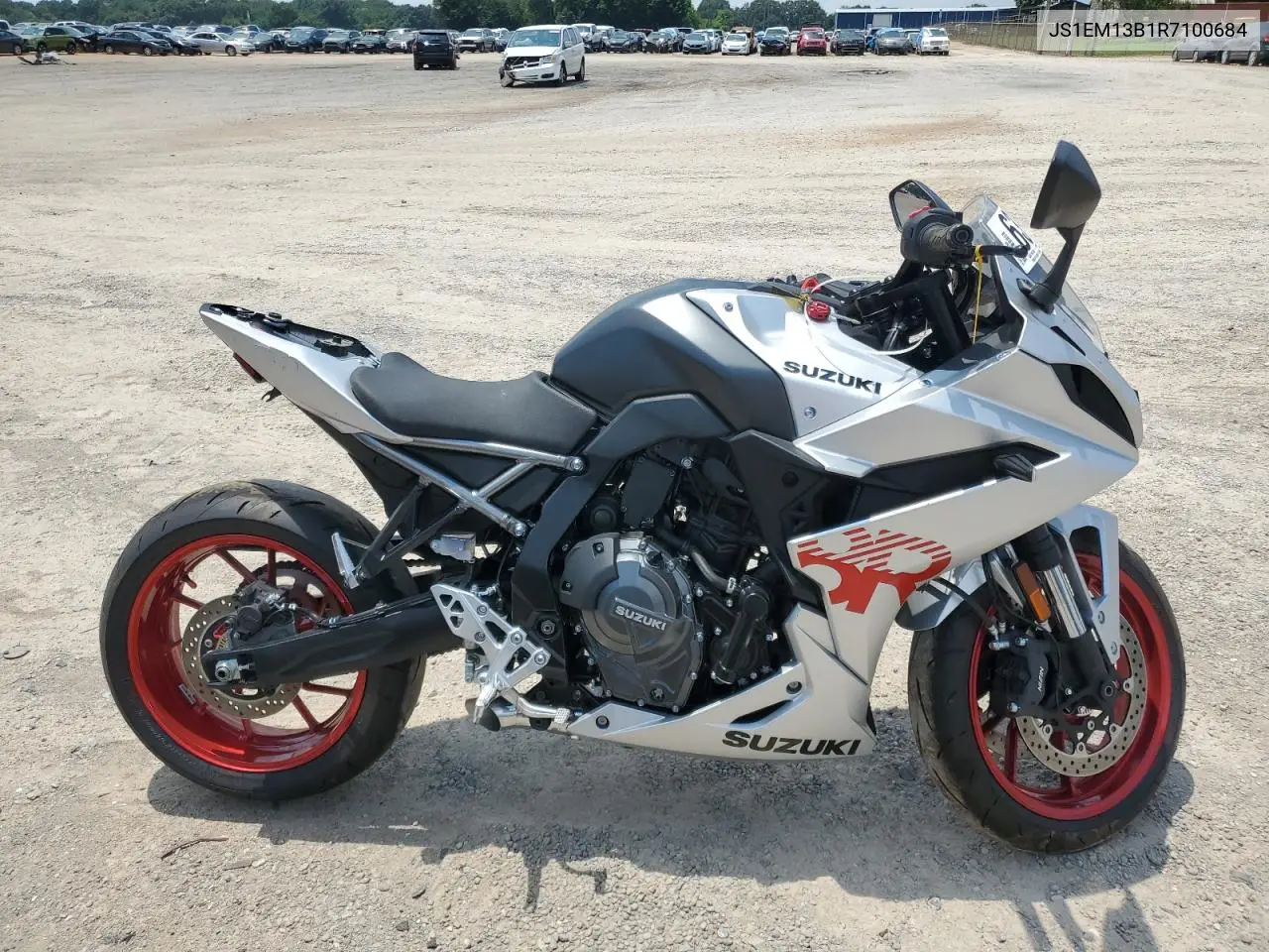 2024 Suzuki Gsx800 F VIN: JS1EM13B1R7100684 Lot: 63797885