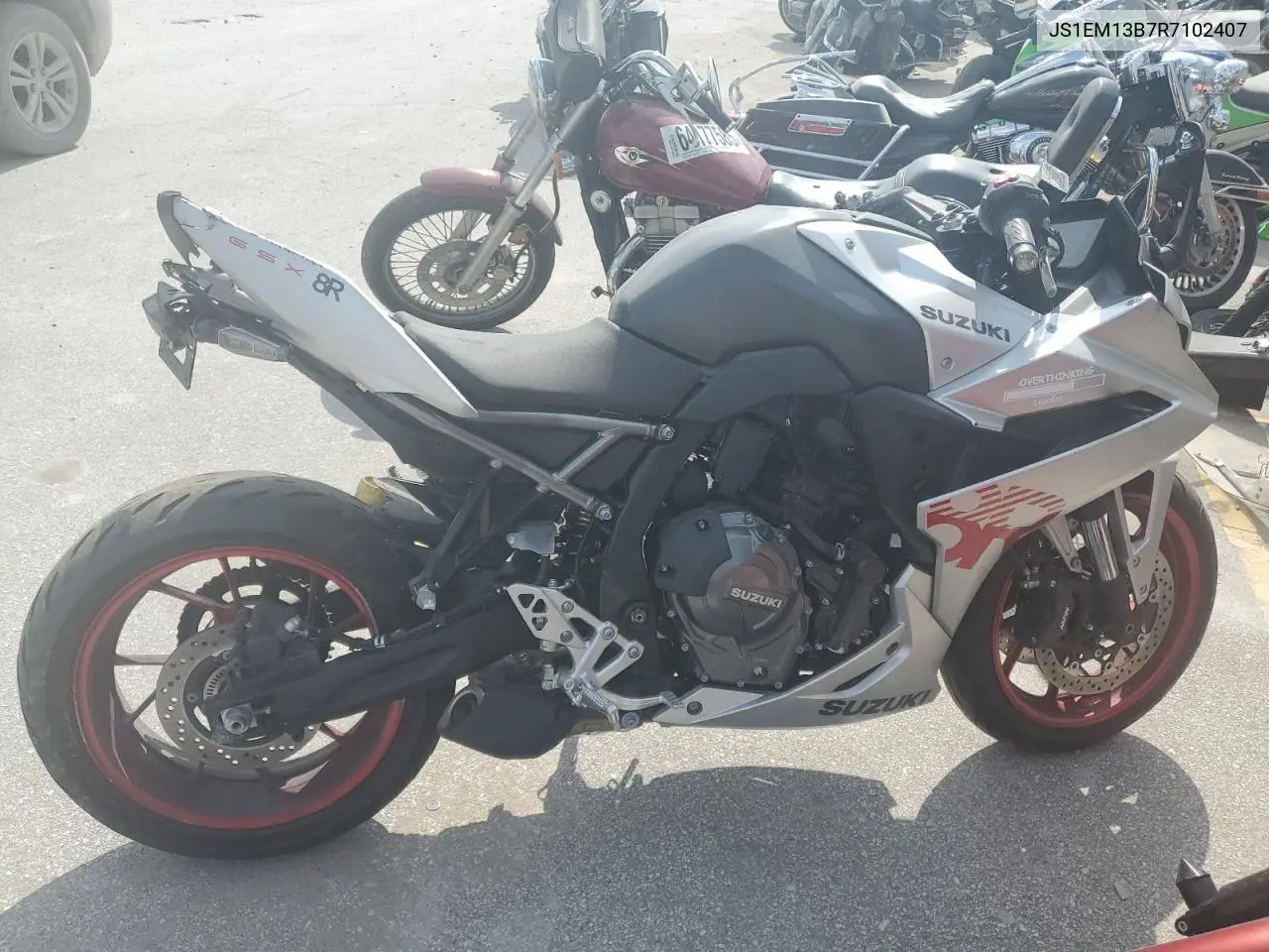 2024 Suzuki Gsx800 F VIN: JS1EM13B7R7102407 Lot: 64290575