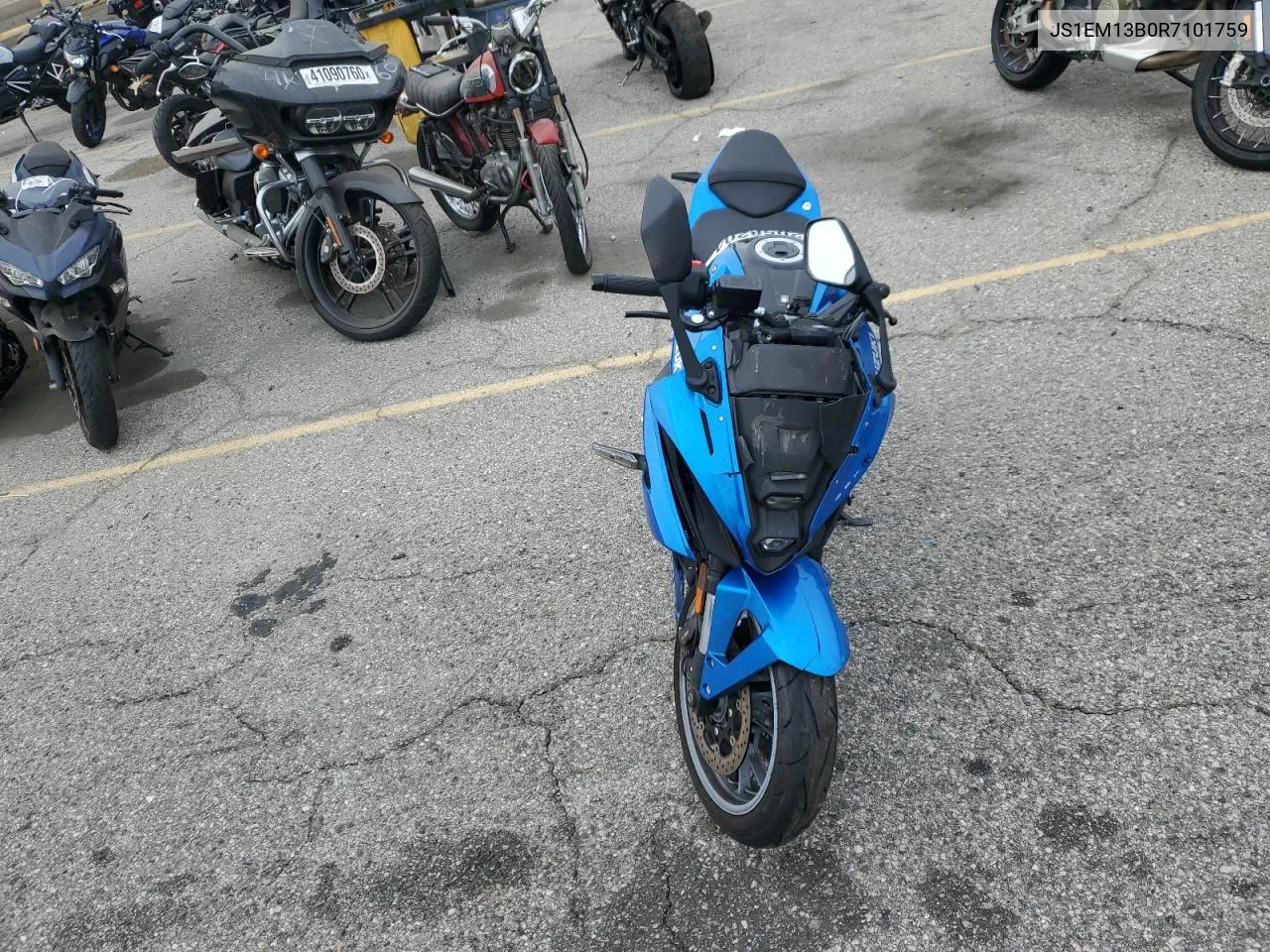 2024 Suzuki Gsx800 F VIN: JS1EM13B0R7101759 Lot: 72058204