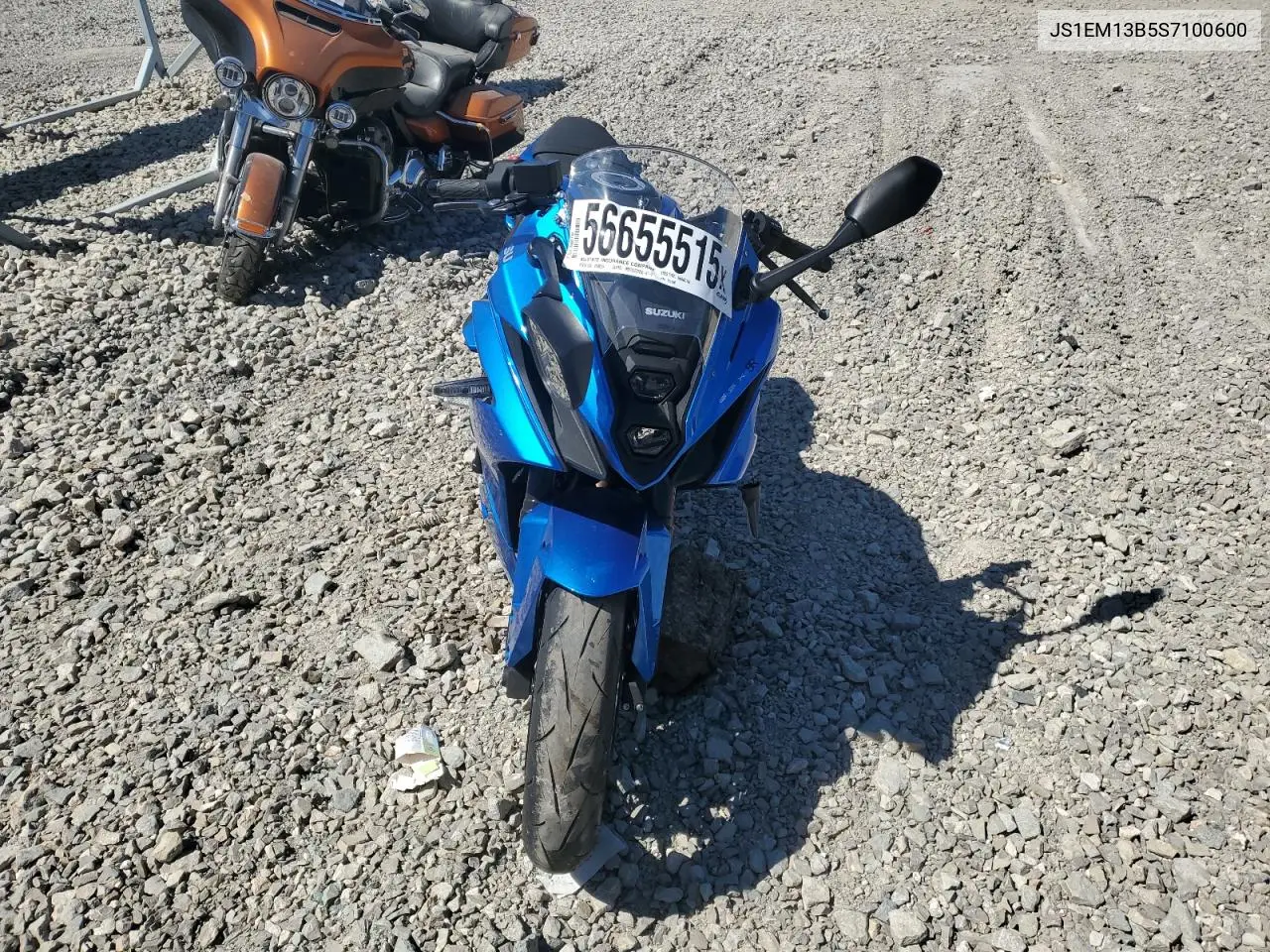 2025 Suzuki Gsx800 F VIN: JS1EM13B5S7100600 Lot: 56655515