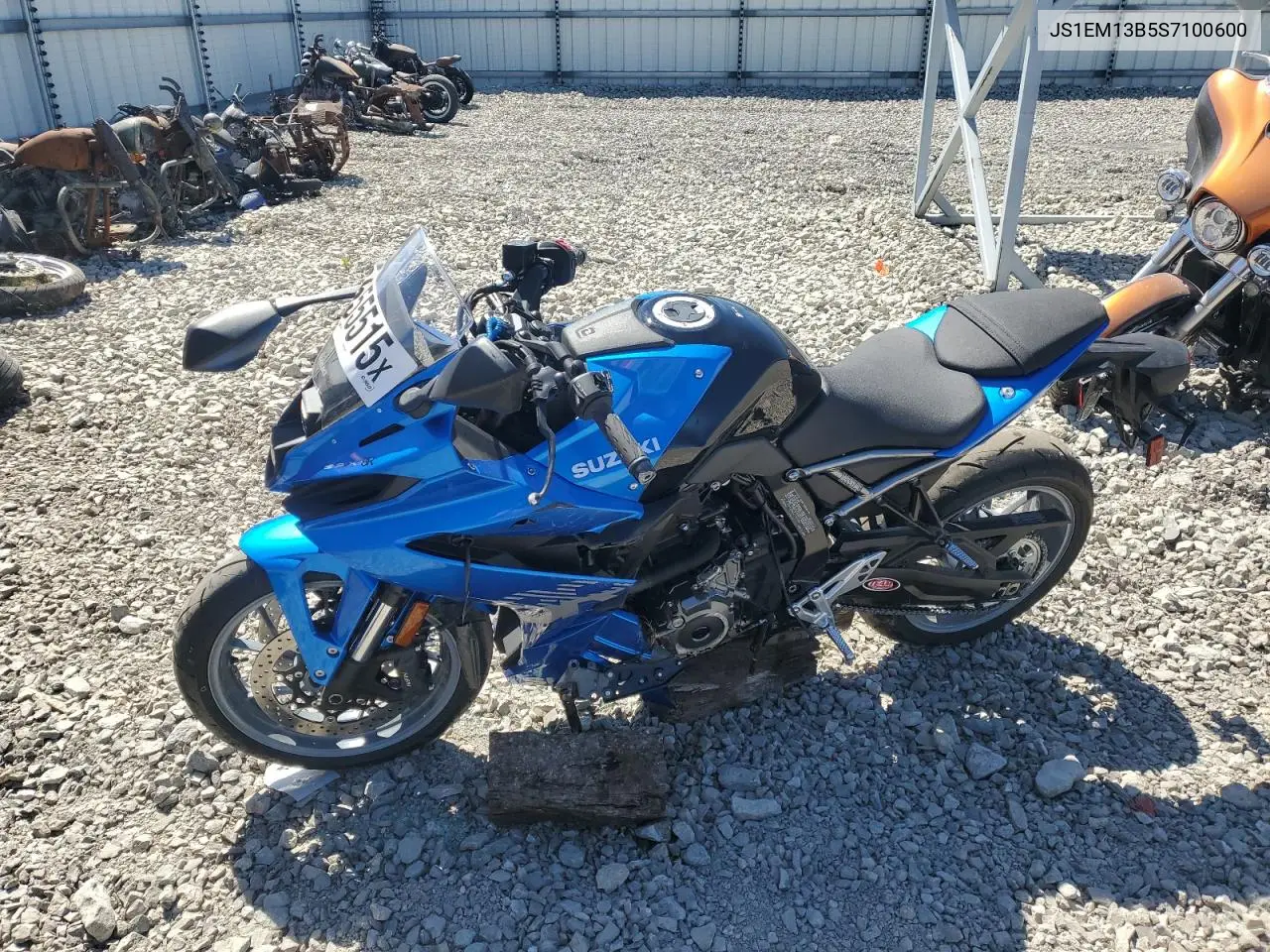 2025 Suzuki Gsx800 F VIN: JS1EM13B5S7100600 Lot: 56655515