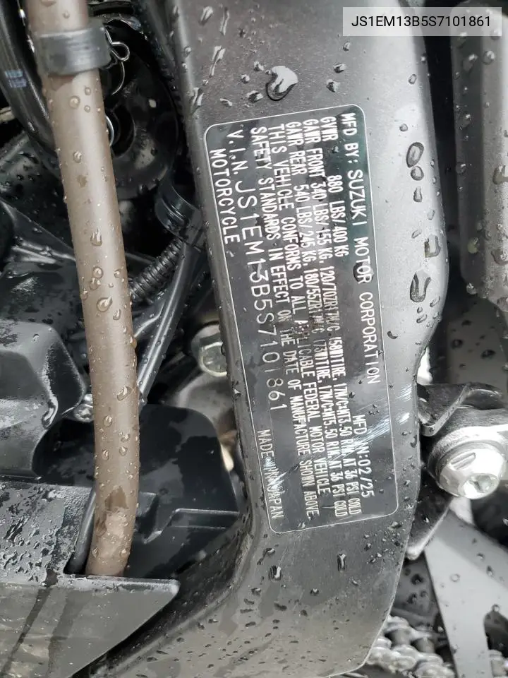 2025 Suzuki Gsx800 F VIN: JS1EM13B5S7101861 Lot: 60821895