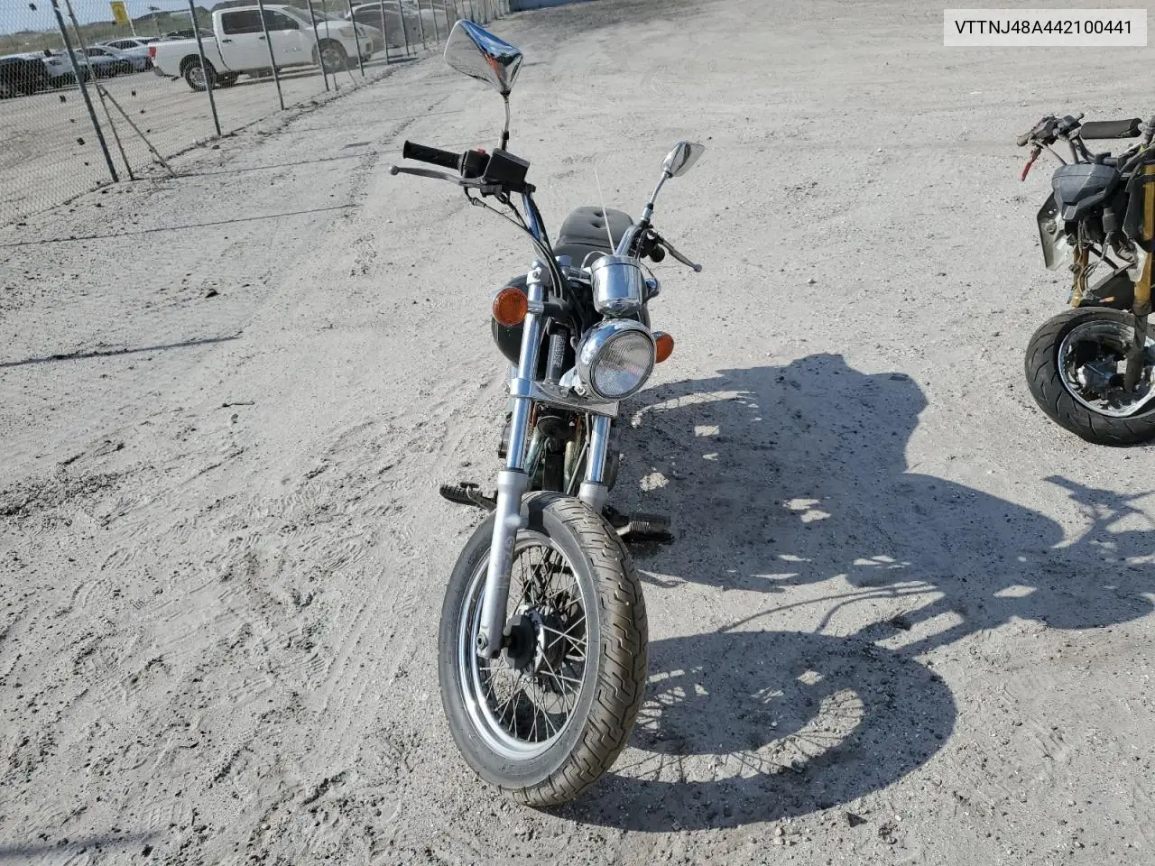2004 Suzuki Gz250 VIN: VTTNJ48A442100441 Lot: 54003275