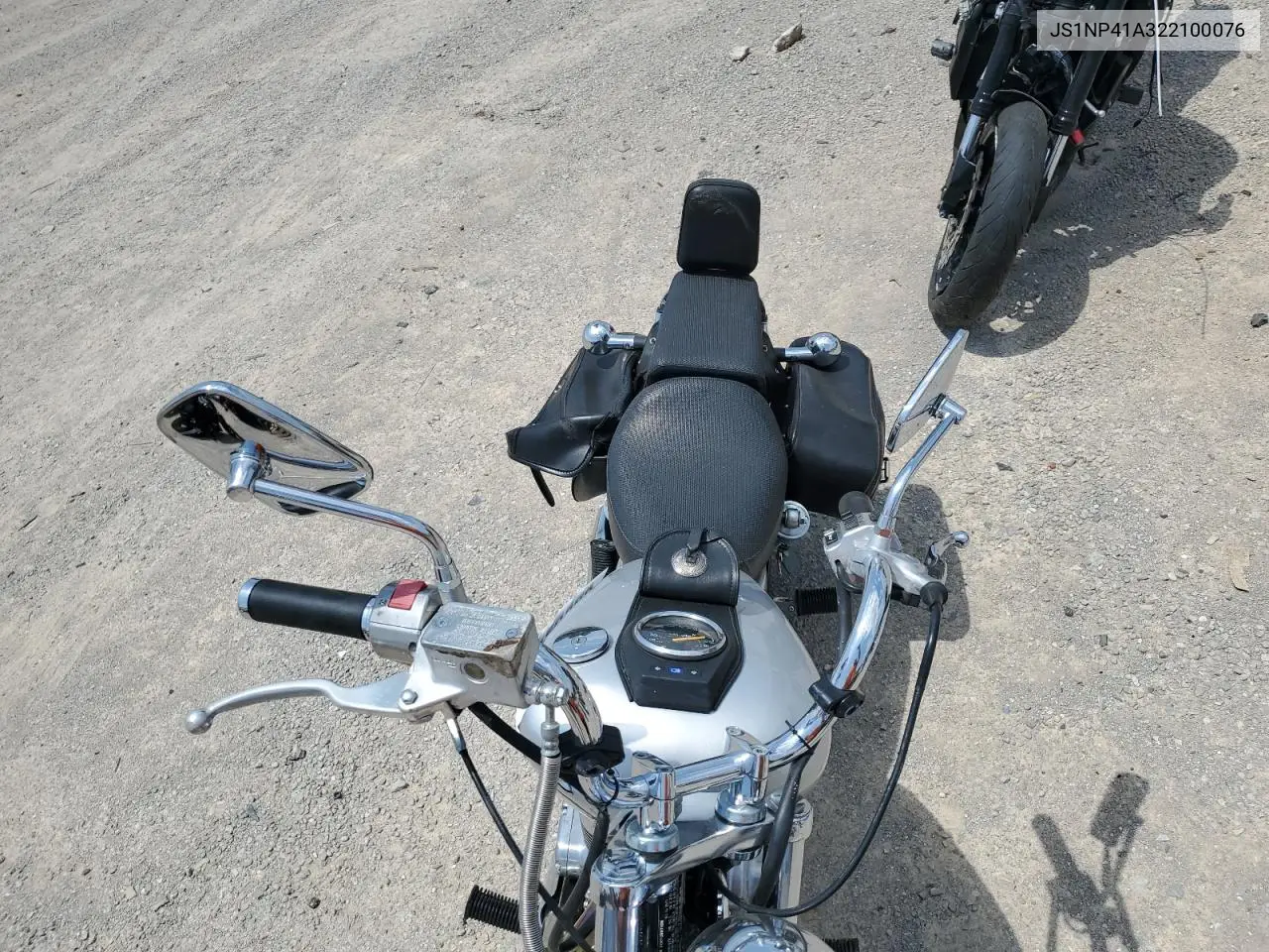 2002 Suzuki Ls650 P VIN: JS1NP41A322100076 Lot: 60687825