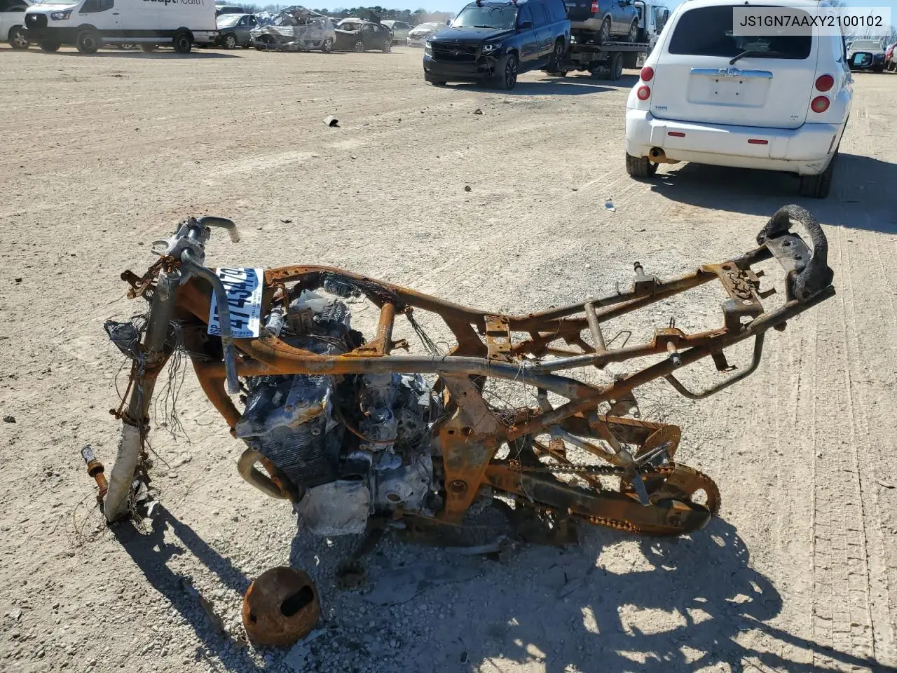 2000 Suzuki Gsf600 S VIN: JS1GN7AAXY2100102 Lot: 47434795