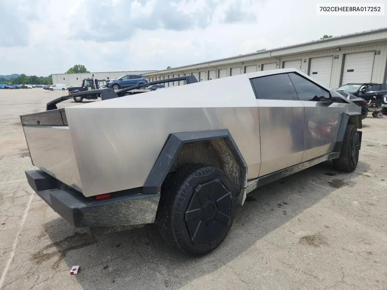 2024 Tesla Cybertruck VIN: 7G2CEHEE8RA017252 Lot: 58918195