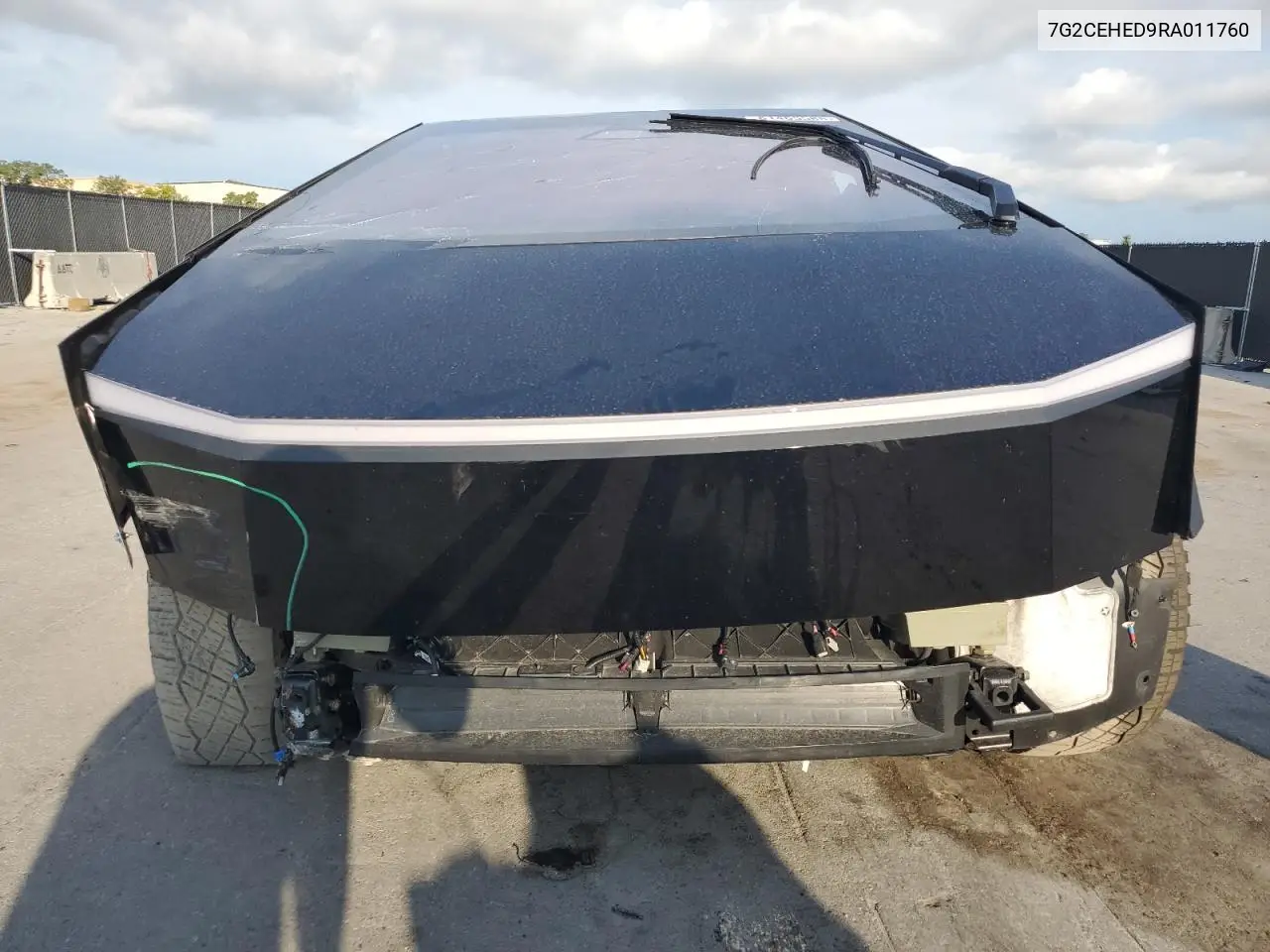 2024 Tesla Cybertruck VIN: 7G2CEHED9RA011760 Lot: 61465585
