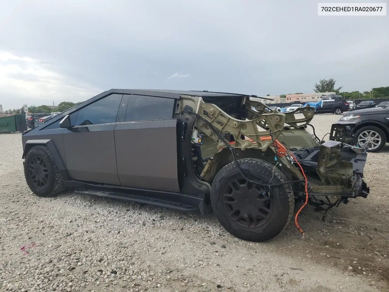 2024 Tesla Cybertruck VIN: 7G2CEHED1RA020677 Lot: 63225105