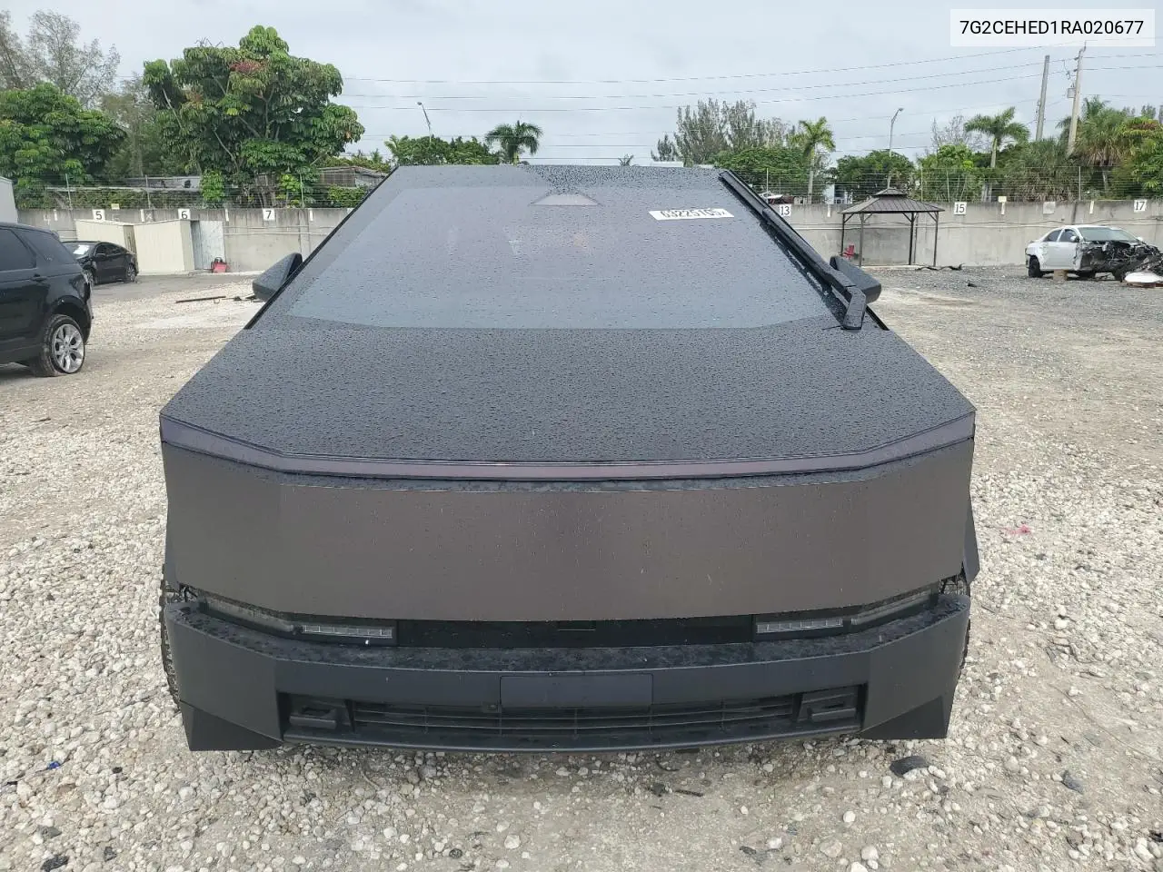 2024 Tesla Cybertruck VIN: 7G2CEHED1RA020677 Lot: 63225105