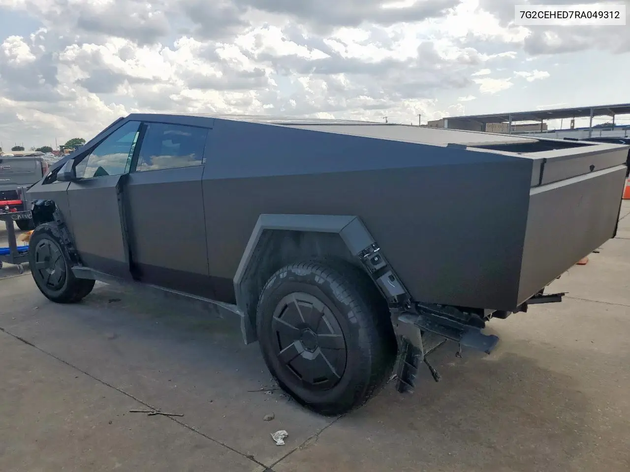 2024 Tesla Cybertruck VIN: 7G2CEHED7RA049312 Lot: 63873785