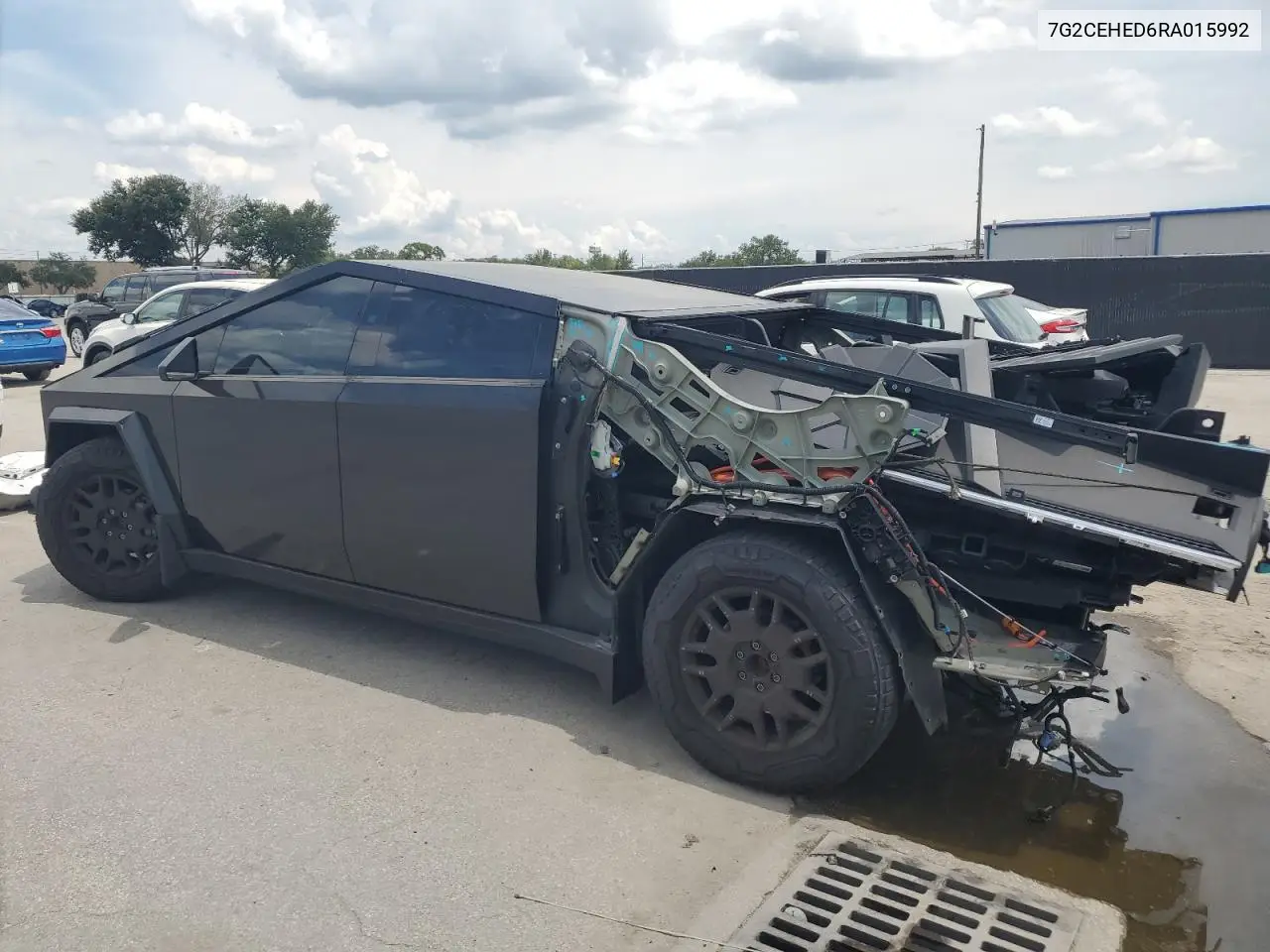 2024 Tesla Cybertruck VIN: 7G2CEHED6RA015992 Lot: 64204905