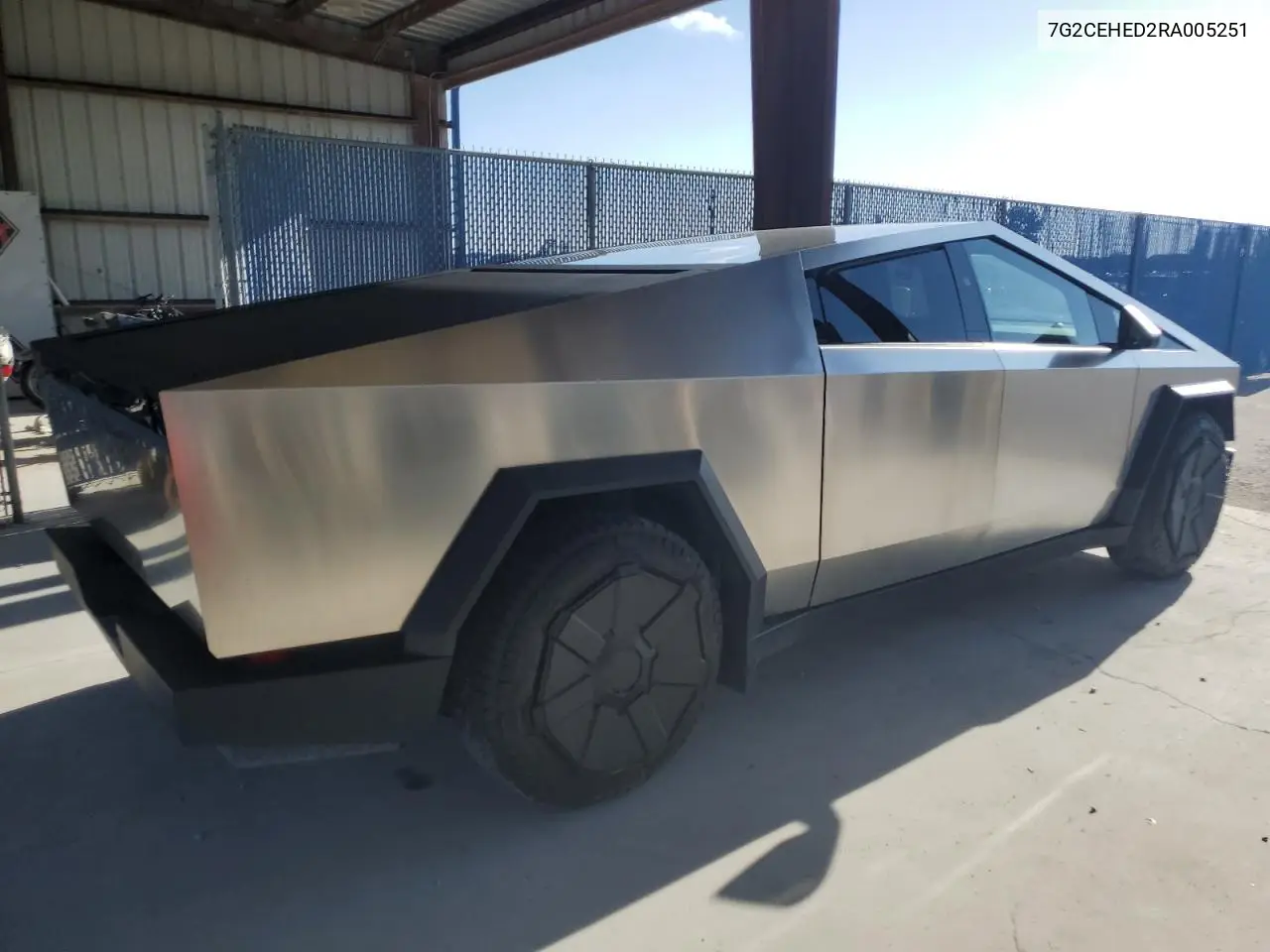 2024 Tesla Cybertruck VIN: 7G2CEHED2RA005251 Lot: 64998275