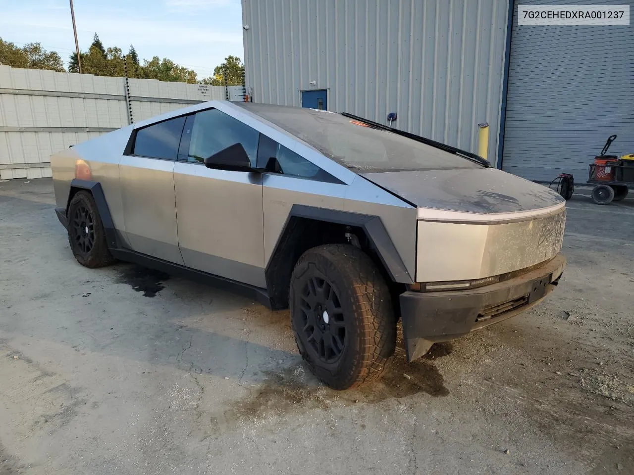 2024 Tesla Cybertruck VIN: 7G2CEHEDXRA001237 Lot: 65476834