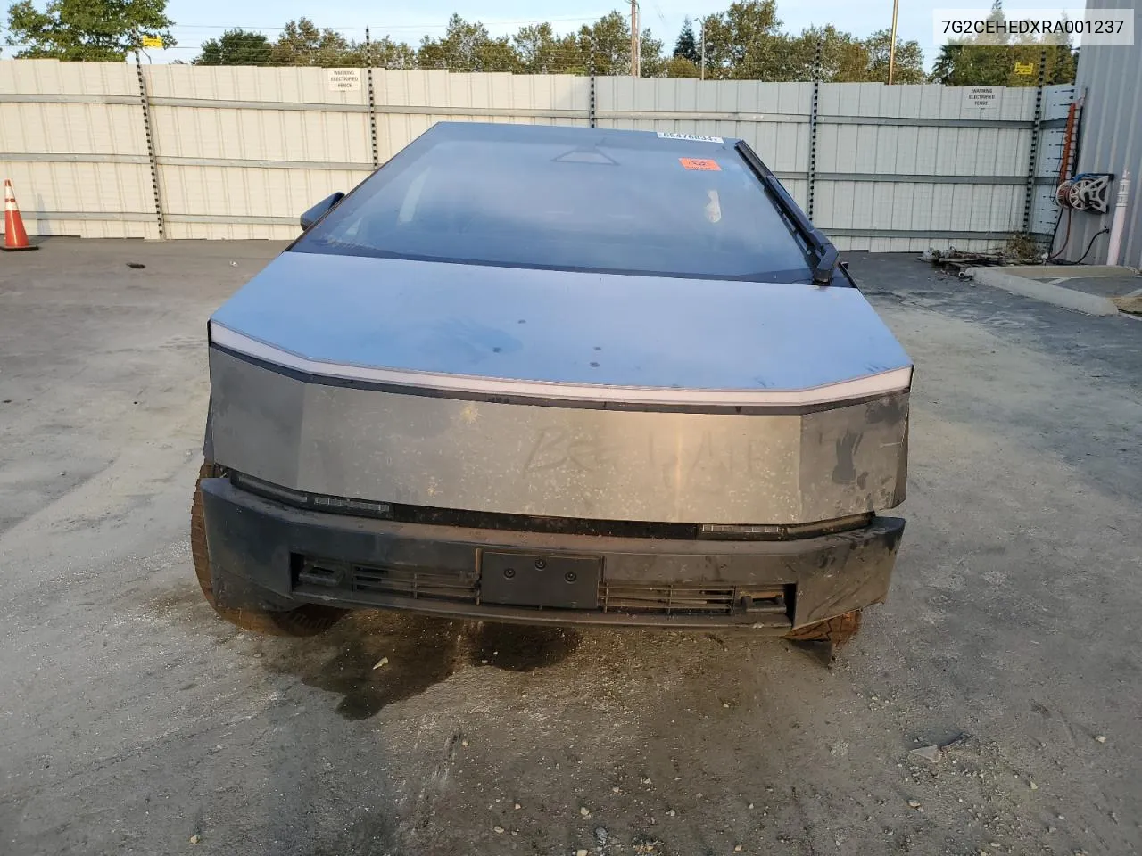 2024 Tesla Cybertruck VIN: 7G2CEHEDXRA001237 Lot: 65476834