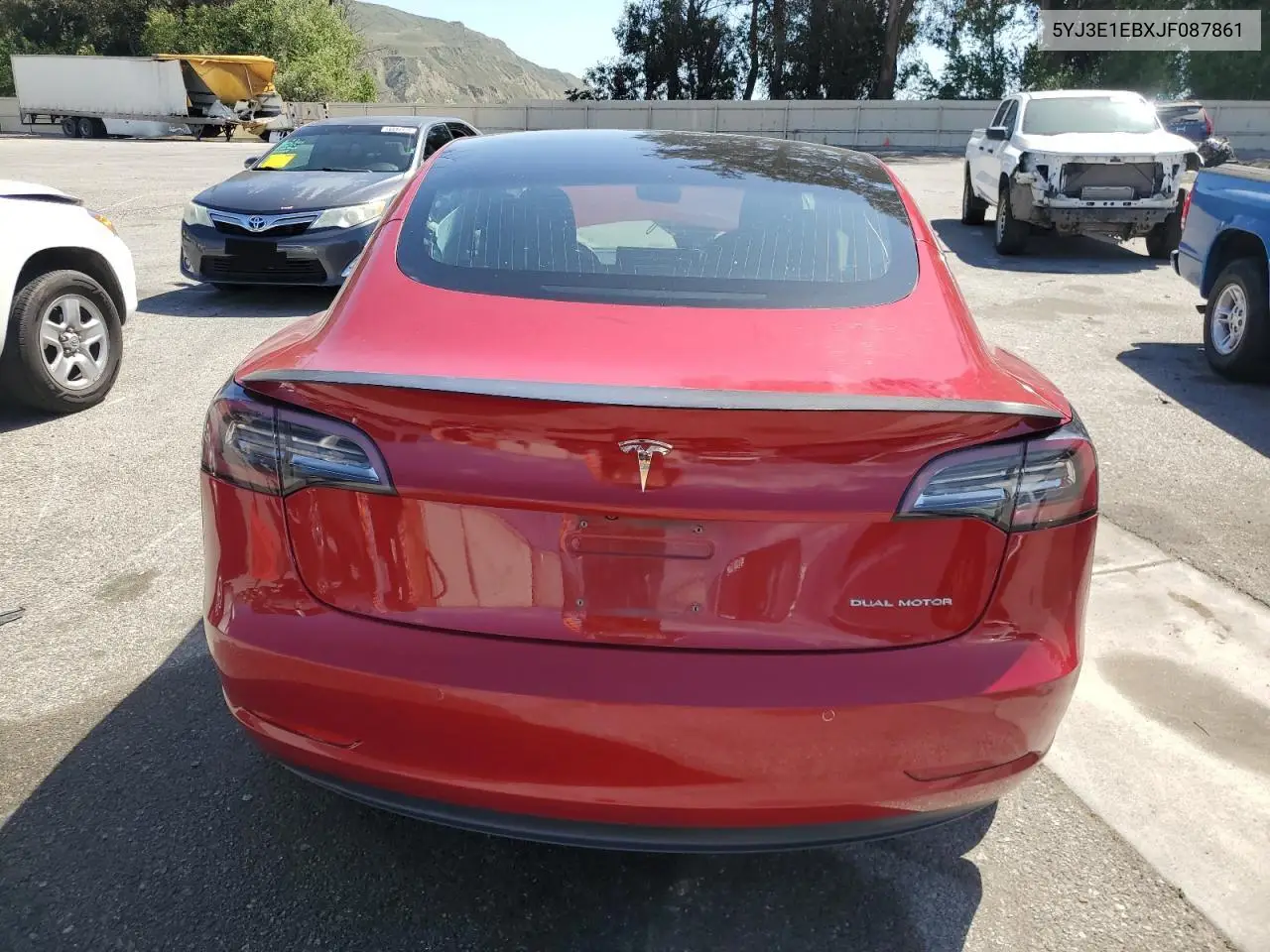 2018 Tesla Model 3 VIN: 5YJ3E1EBXJF087861 Lot: 56951505