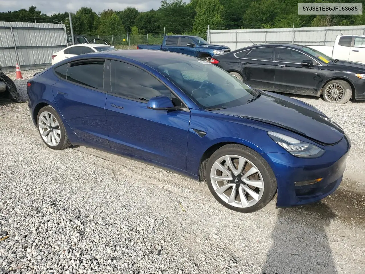 2018 Tesla Model 3 VIN: 5YJ3E1EB6JF063685 Lot: 58869895