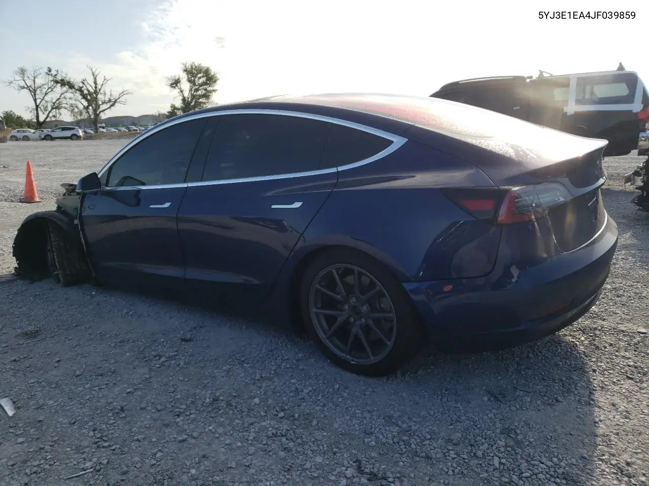 2018 Tesla Model 3 VIN: 5YJ3E1EA4JF039859 Lot: 62235375