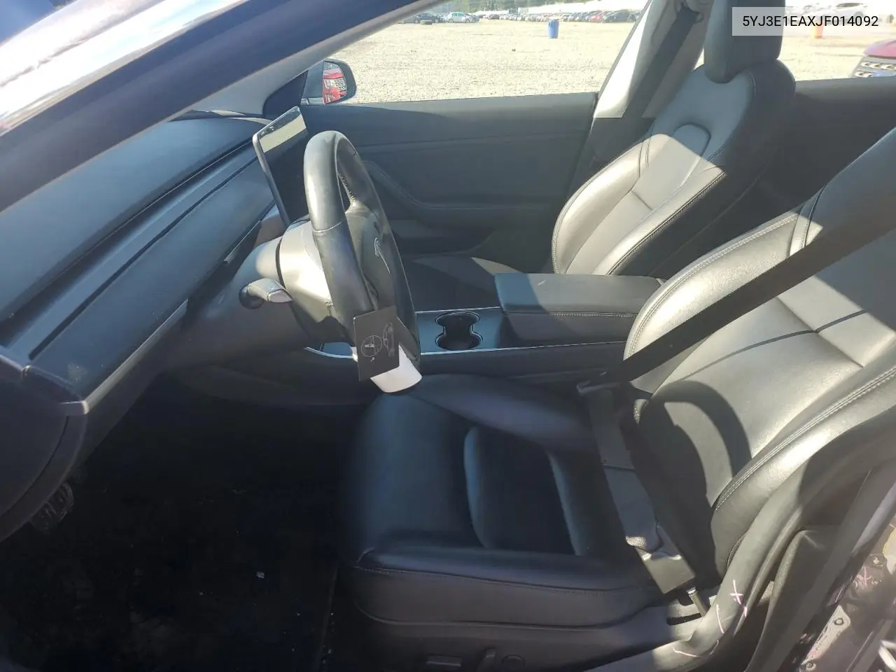 2018 Tesla Model 3 VIN: 5YJ3E1EAXJF014092 Lot: 62568075