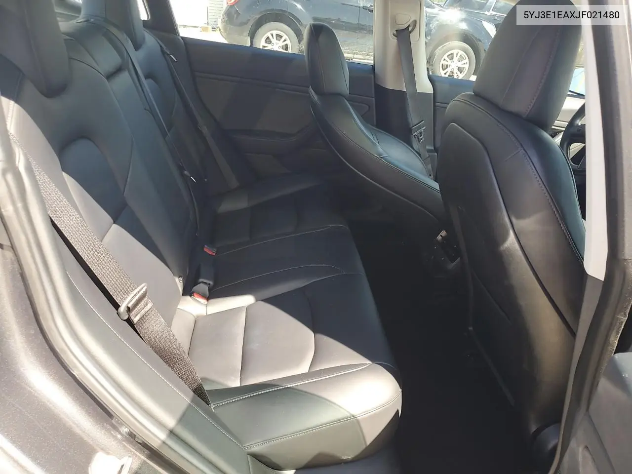 2018 Tesla Model 3 VIN: 5YJ3E1EAXJF021480 Lot: 62895985