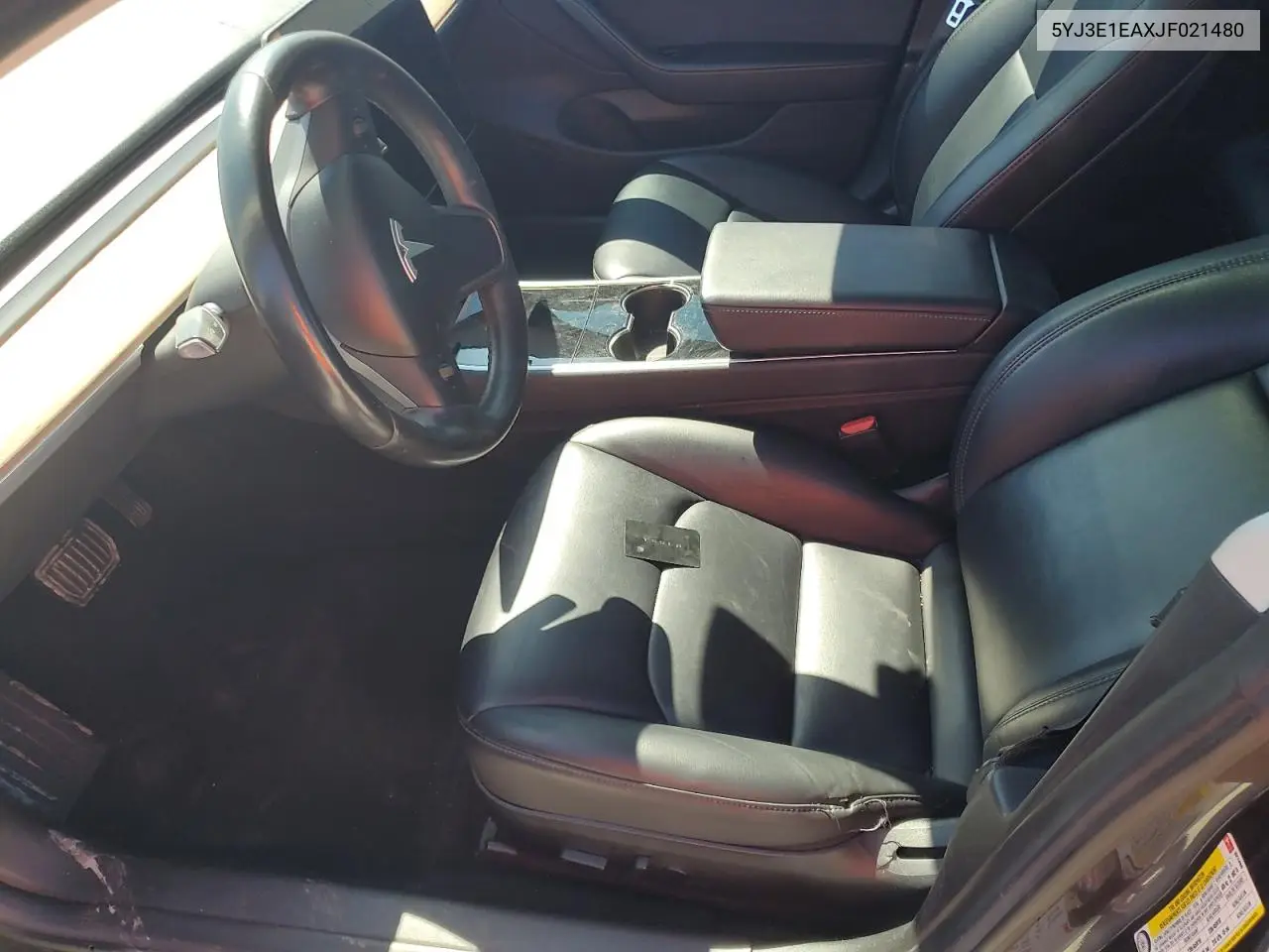 2018 Tesla Model 3 VIN: 5YJ3E1EAXJF021480 Lot: 62895985