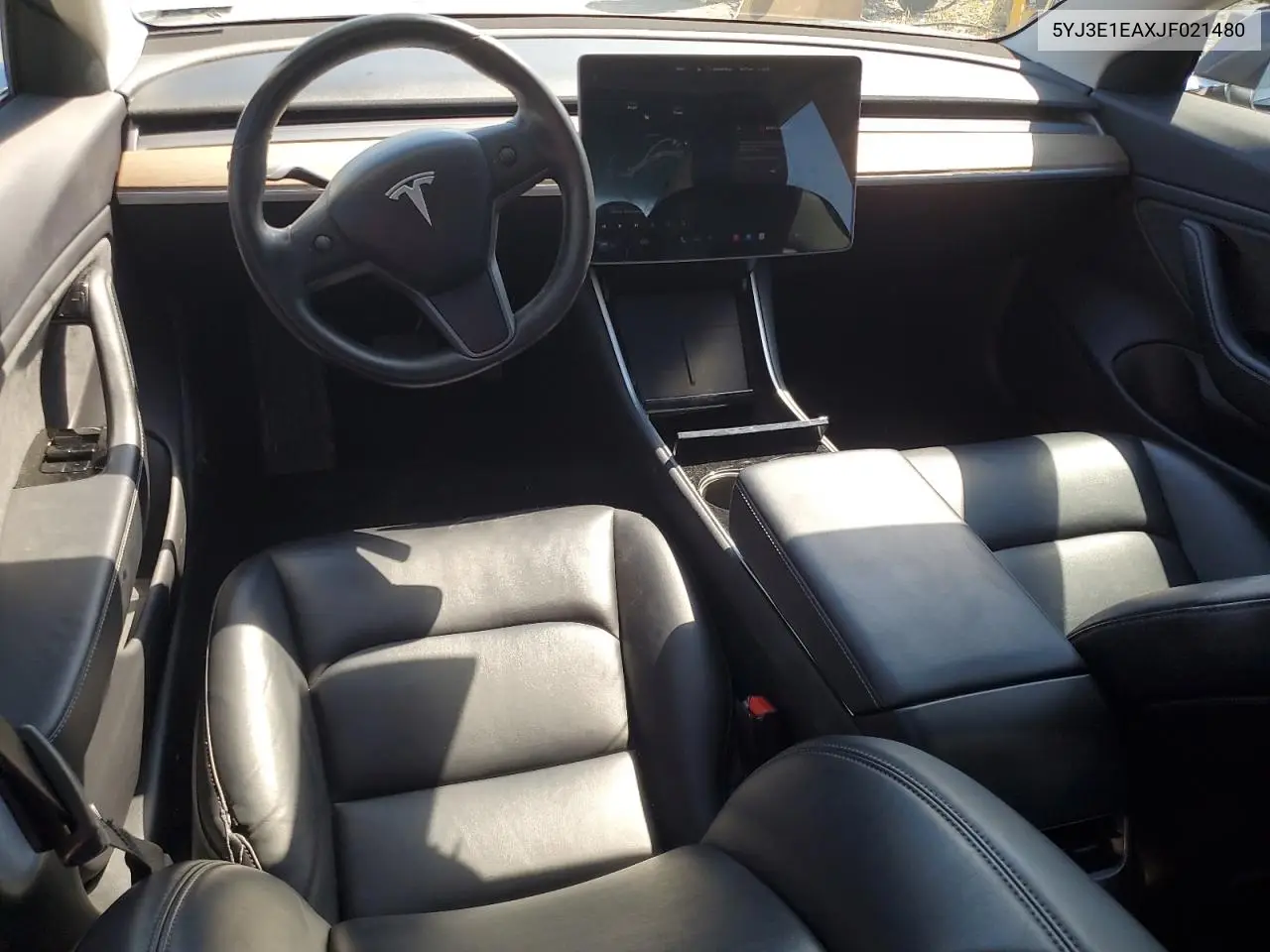 2018 Tesla Model 3 VIN: 5YJ3E1EAXJF021480 Lot: 62895985