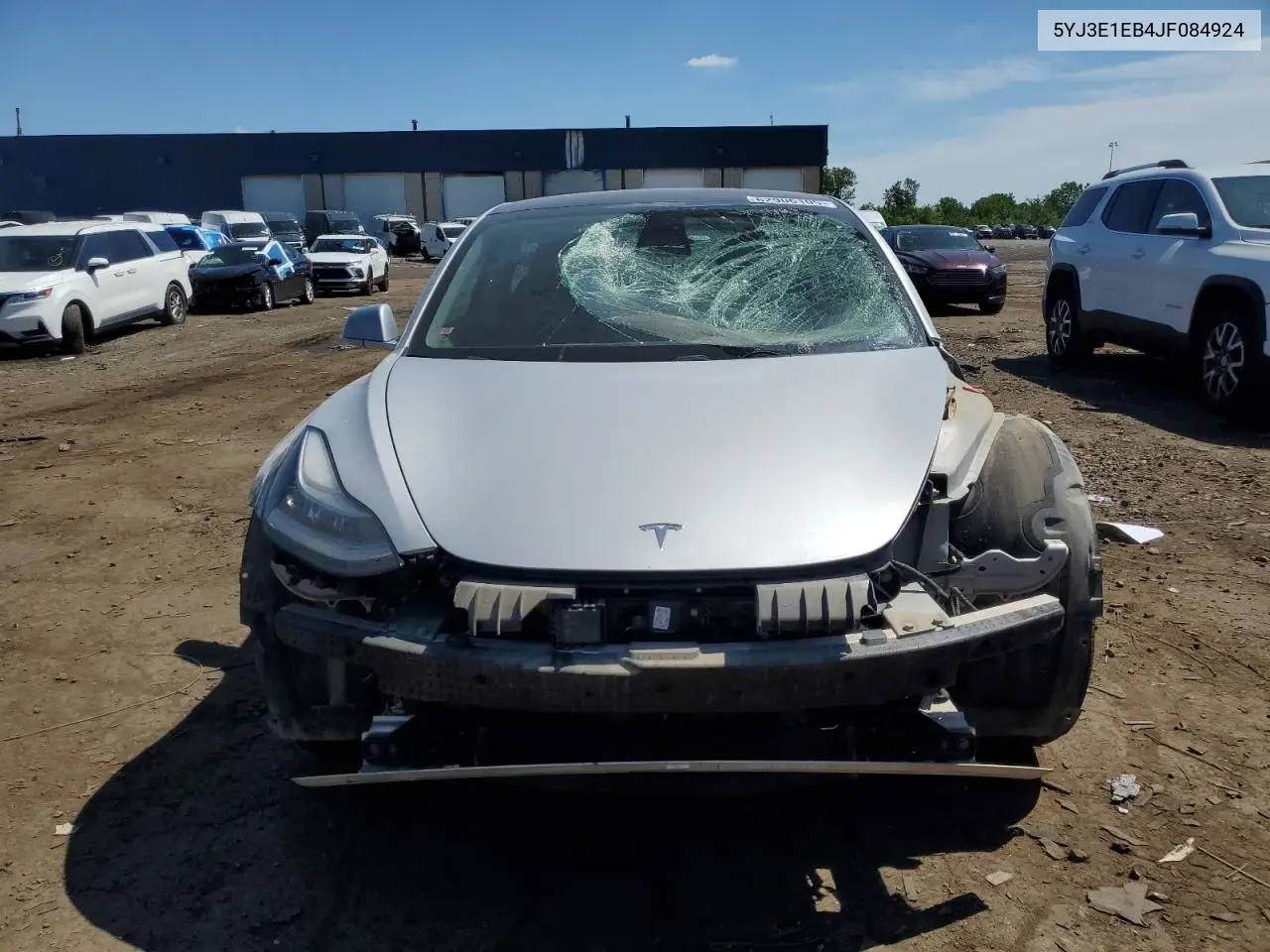 2018 Tesla Model 3 VIN: 5YJ3E1EB4JF084924 Lot: 62906105