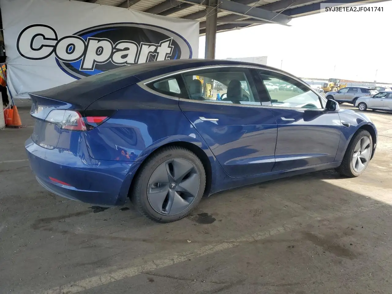 2018 Tesla Model 3 VIN: 5YJ3E1EA2JF041741 Lot: 63083465