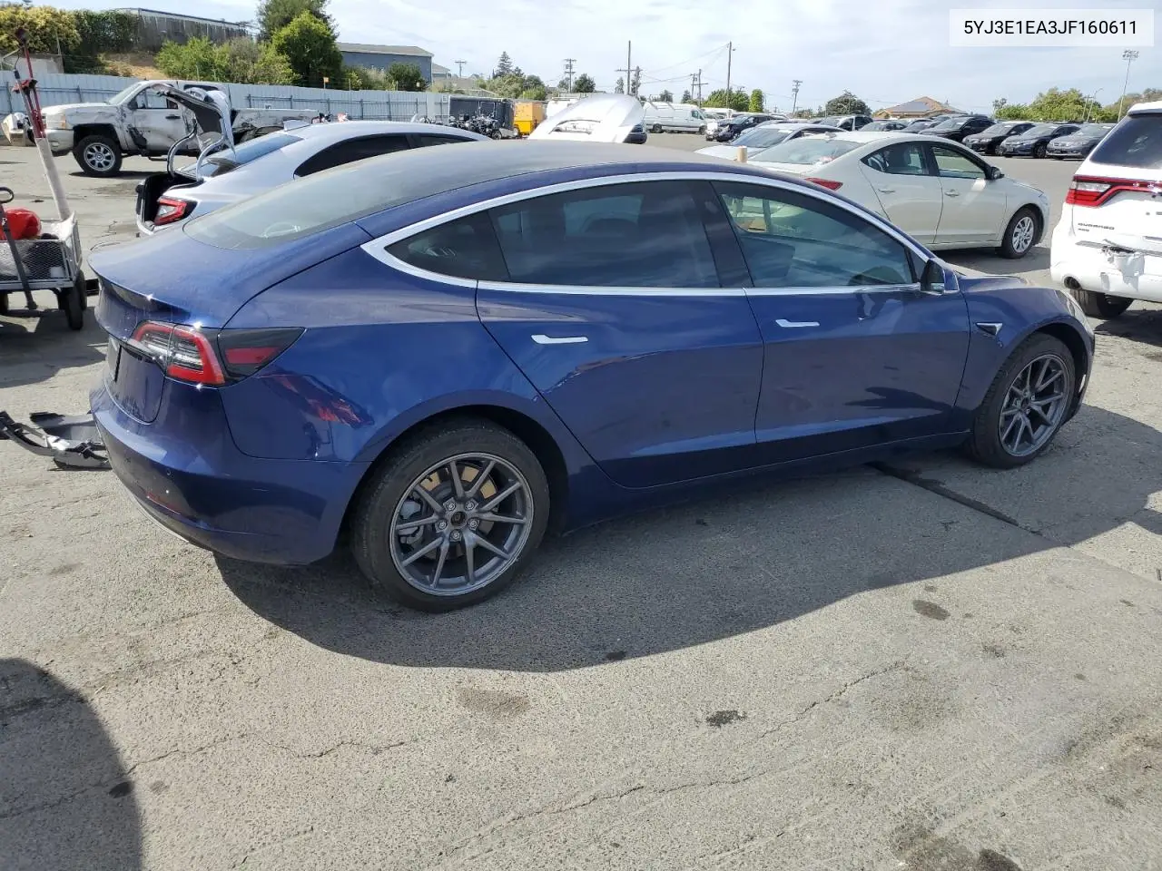 2018 Tesla Model 3 VIN: 5YJ3E1EA3JF160611 Lot: 63317885