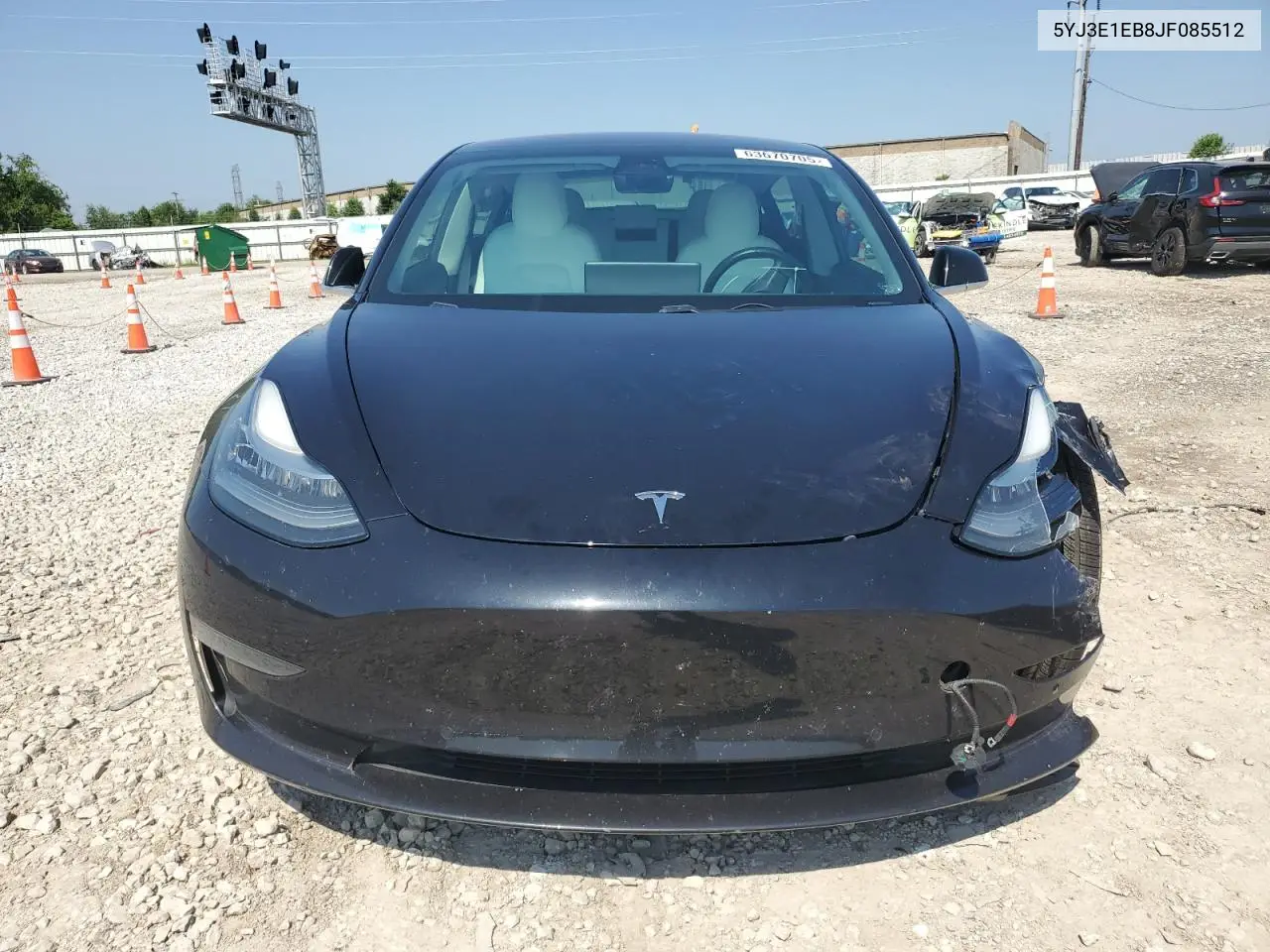 2018 Tesla Model 3 VIN: 5YJ3E1EB8JF085512 Lot: 63670705
