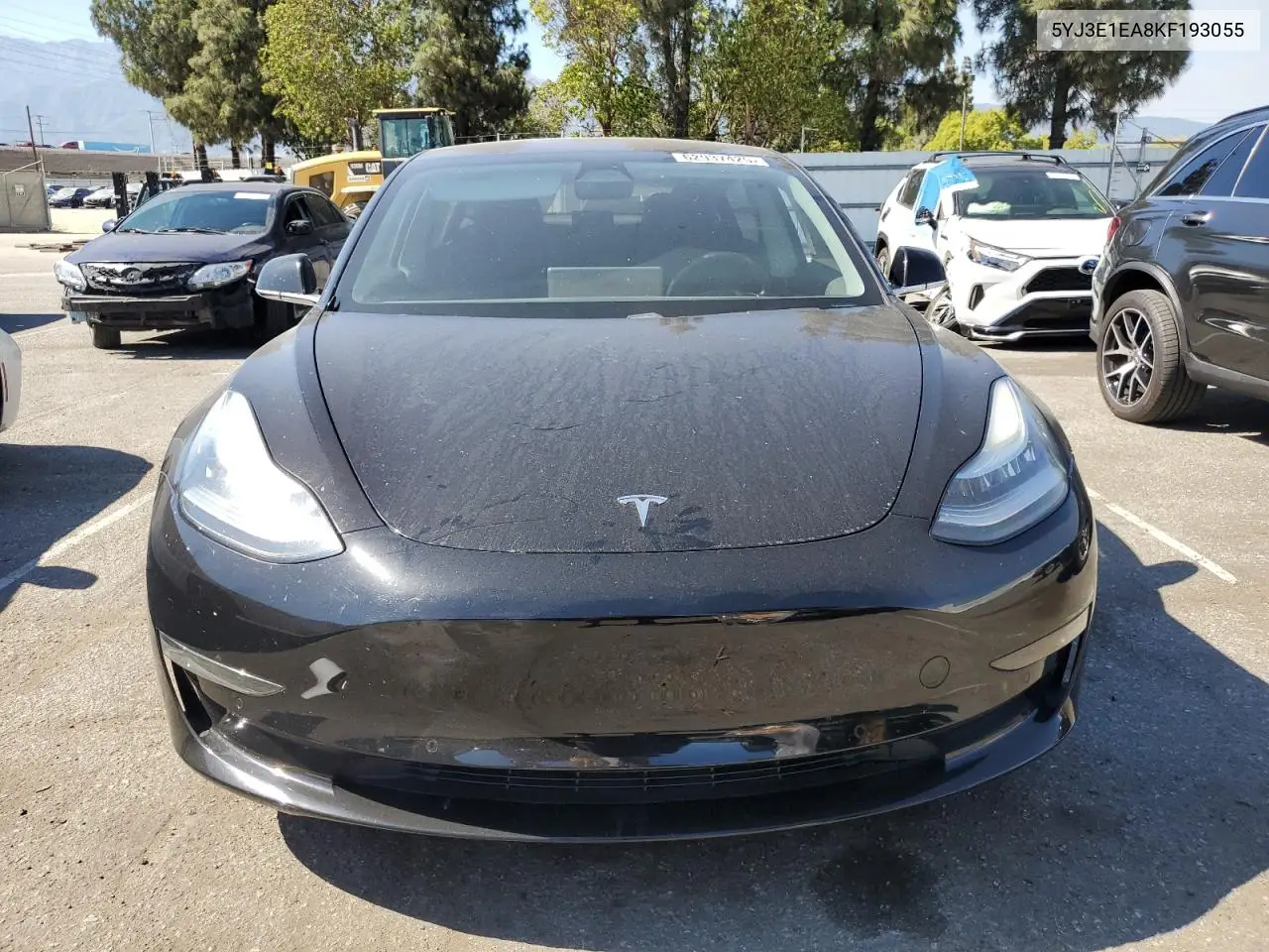 2019 Tesla Model 3 VIN: 5YJ3E1EA8KF193055 Lot: 62937425