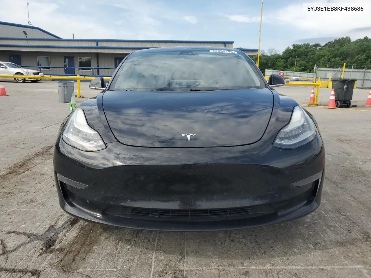 2019 Tesla Model 3 VIN: 5YJ3E1EB8KF438686 Lot: 62995145
