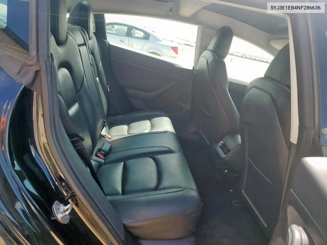 2022 Tesla Model 3 VIN: 5YJ3E1EB4NF286636 Lot: 62825175