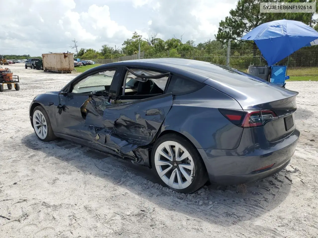 2022 Tesla Model 3 VIN: 5YJ3E1EB6NF192614 Lot: 62984485