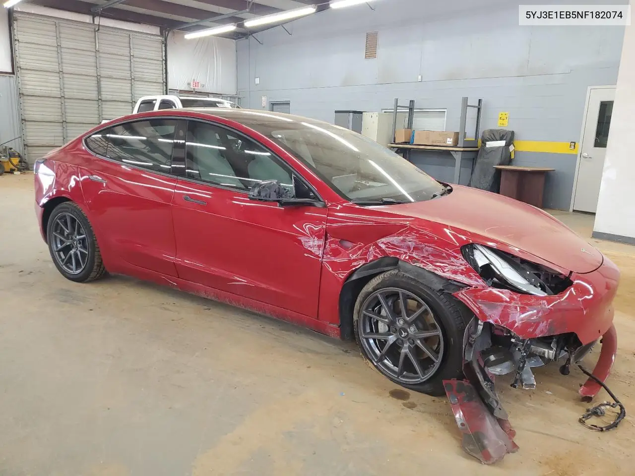 2022 Tesla Model 3 VIN: 5YJ3E1EB5NF182074 Lot: 64267225