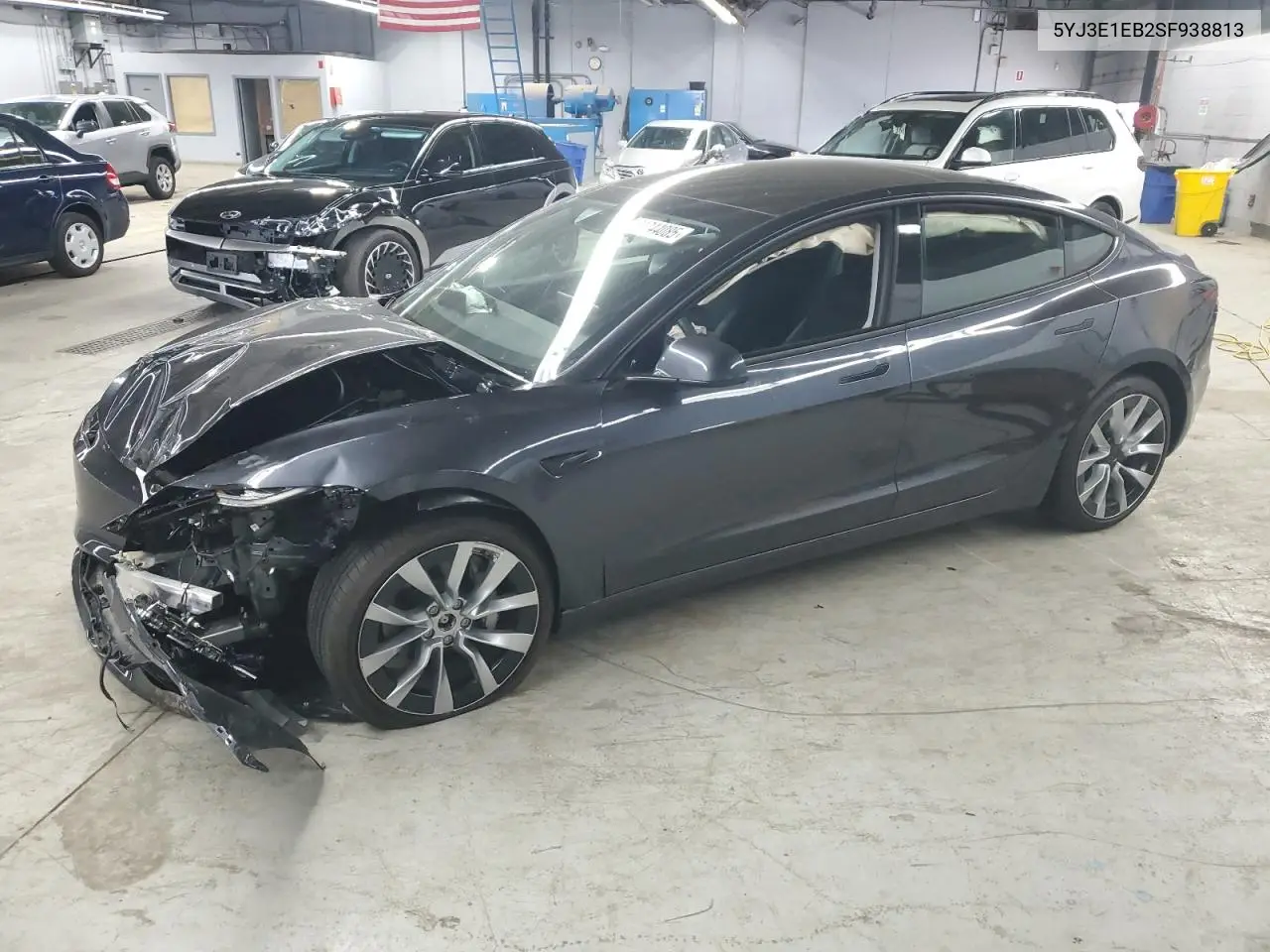 2025 Tesla Model 3 VIN: 5YJ3E1EB2SF938813 Lot: 61744085