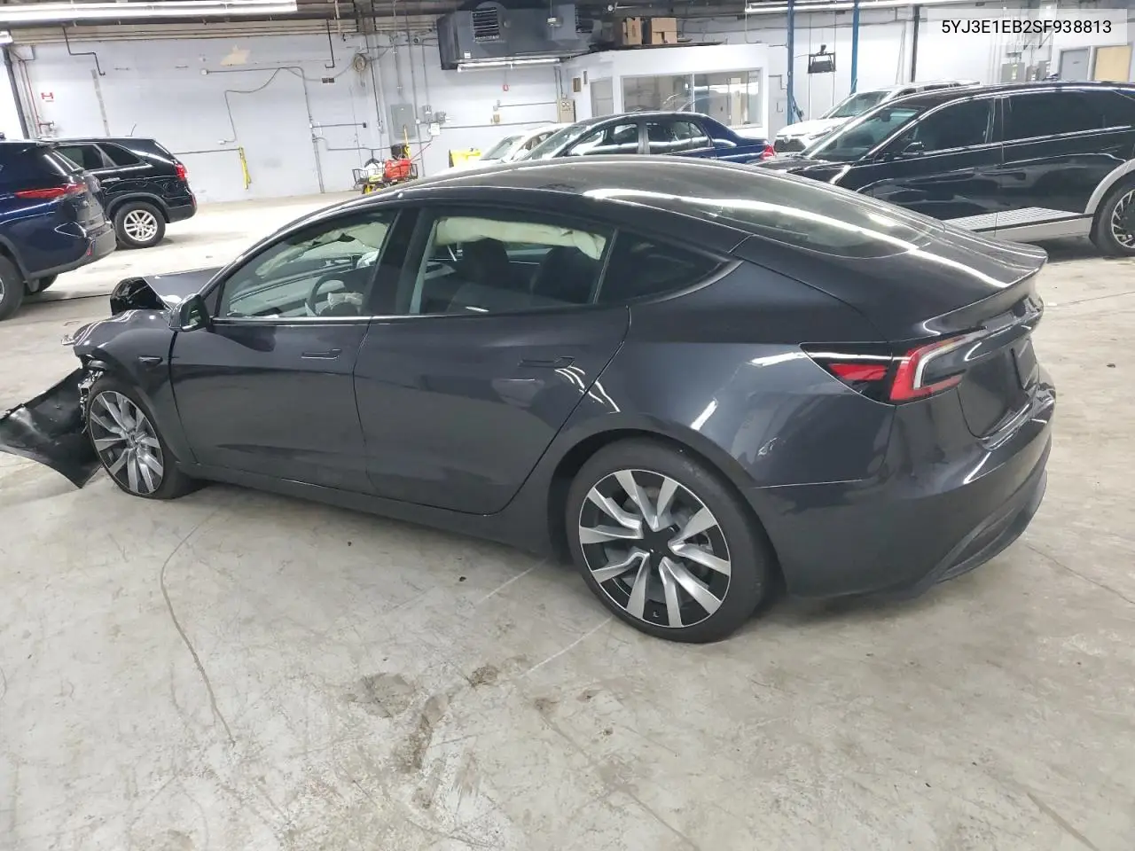 2025 Tesla Model 3 VIN: 5YJ3E1EB2SF938813 Lot: 61744085