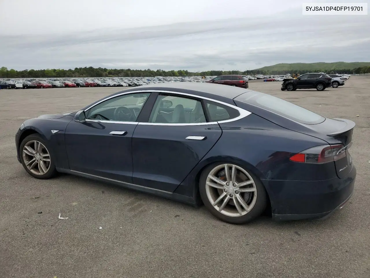 2013 Tesla Model S VIN: 5YJSA1DP4DFP19701 Lot: 56512535