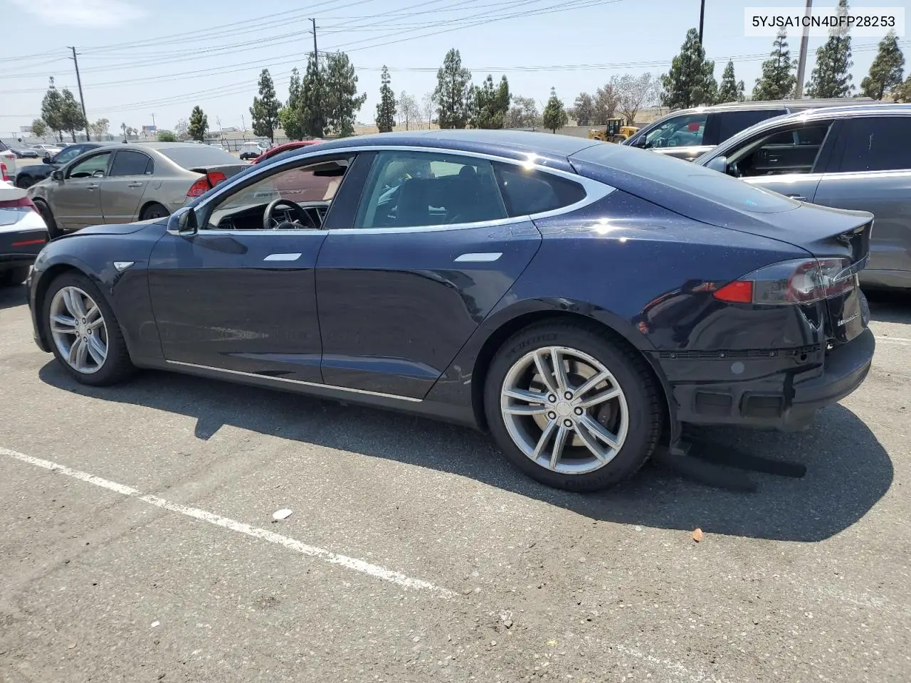 2013 Tesla Model S VIN: 5YJSA1CN4DFP28253 Lot: 62494575