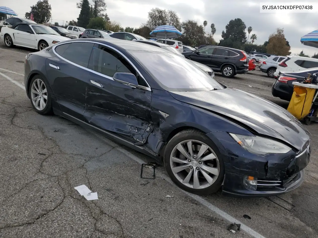 2013 Tesla Model S VIN: 5YJSA1CNXDFP07438 Lot: 85766364