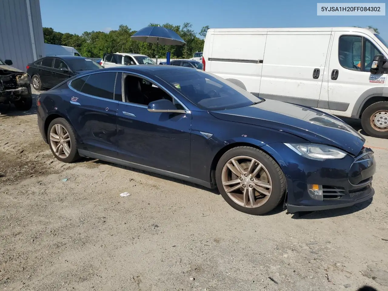 2015 Tesla Model S 85D VIN: 5YJSA1H20FF084302 Lot: 56027045