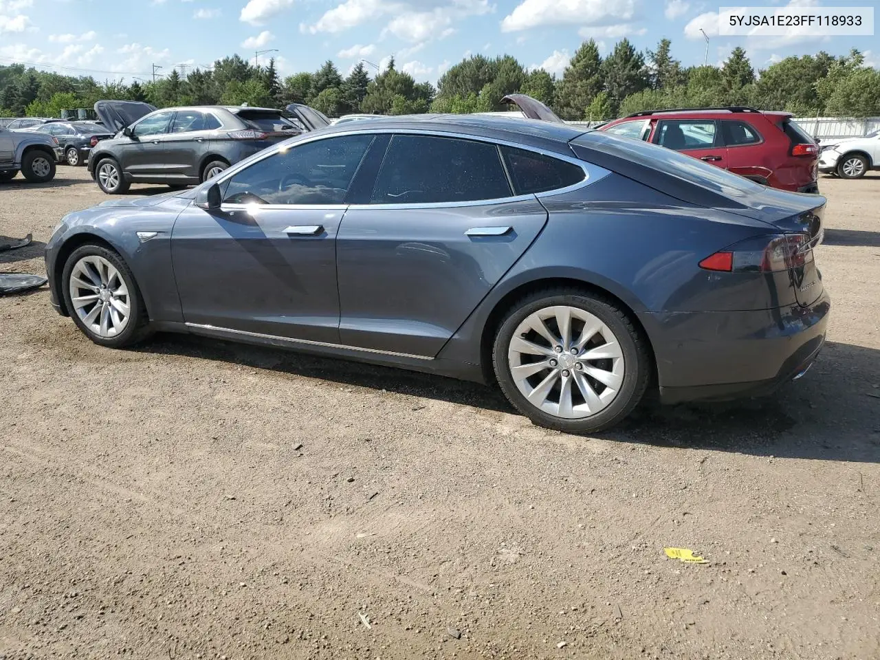 2015 Tesla Model S VIN: 5YJSA1E23FF118933 Lot: 62489355