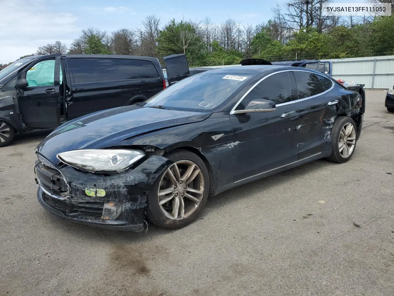 2015 Tesla Model S VIN: 5YJSA1E13FF111052 Lot: 62721725