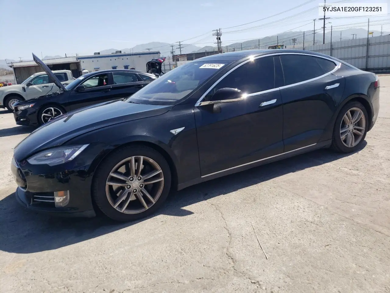 2016 Tesla Model S VIN: 5YJSA1E20GF123251 Lot: 52791625